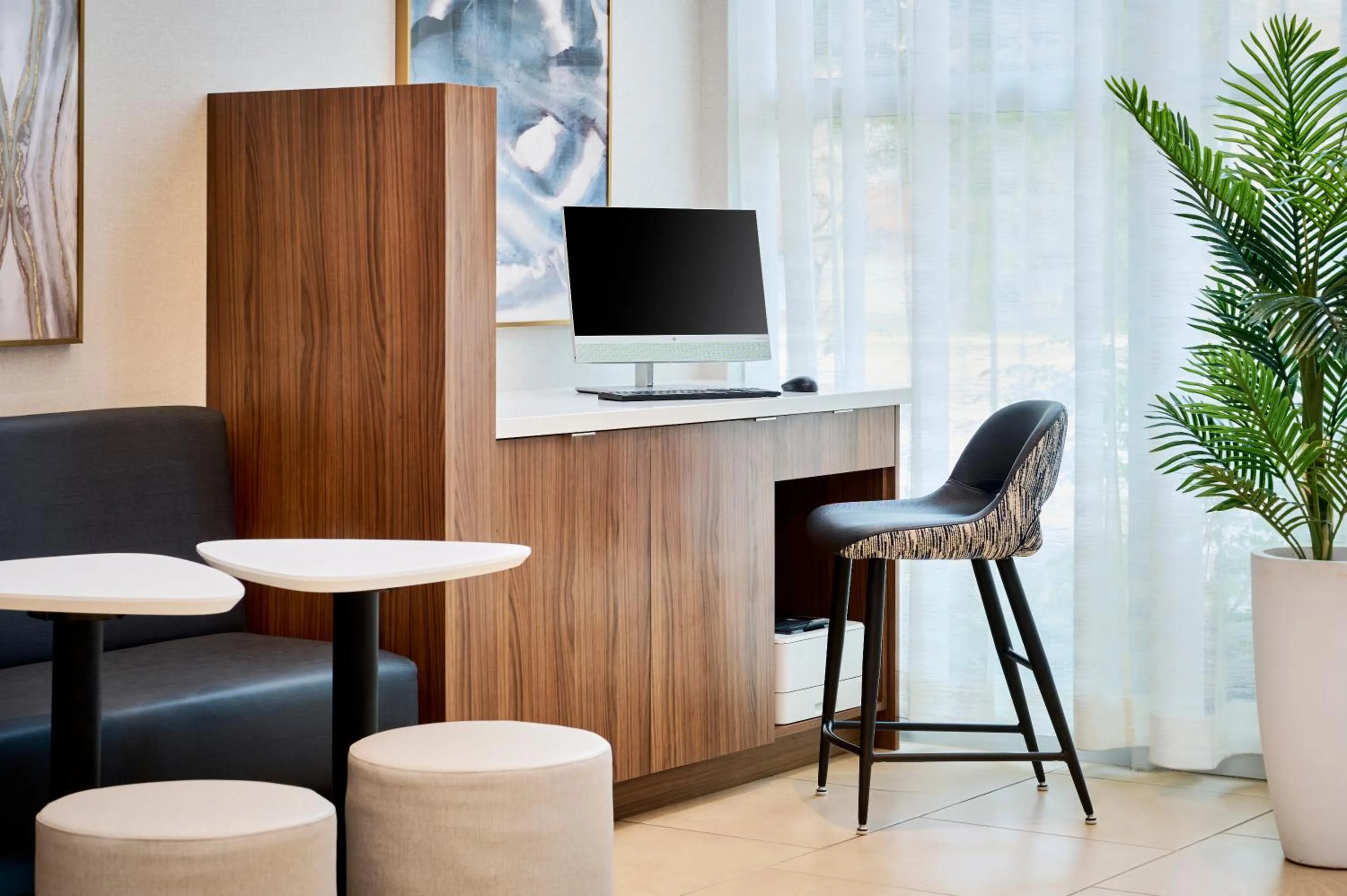 Business facilities in TownePlace Suites by Marriott Mississauga-Airport Corporate Centre