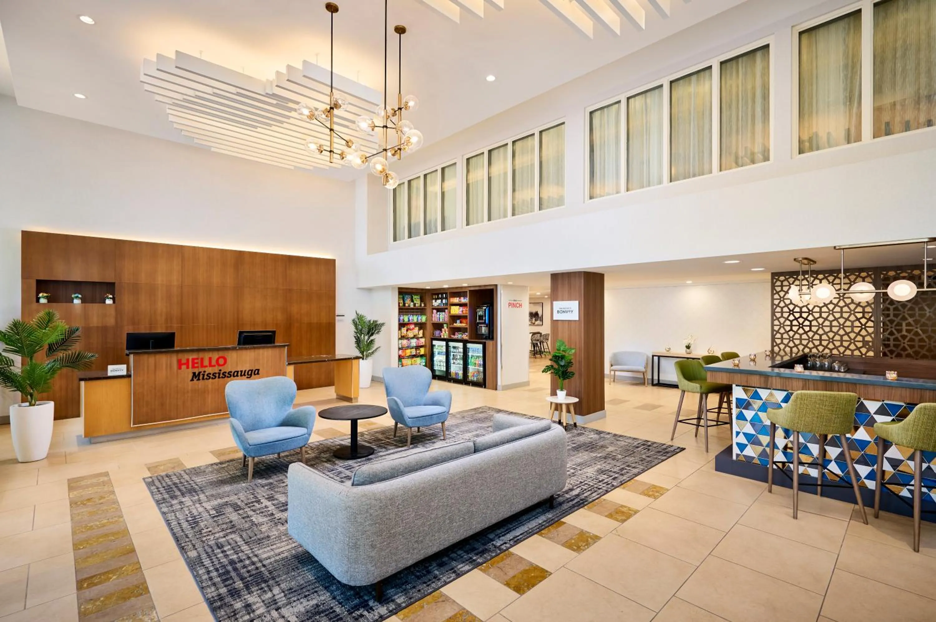 Lobby or reception in TownePlace Suites by Marriott Mississauga-Airport Corporate Centre