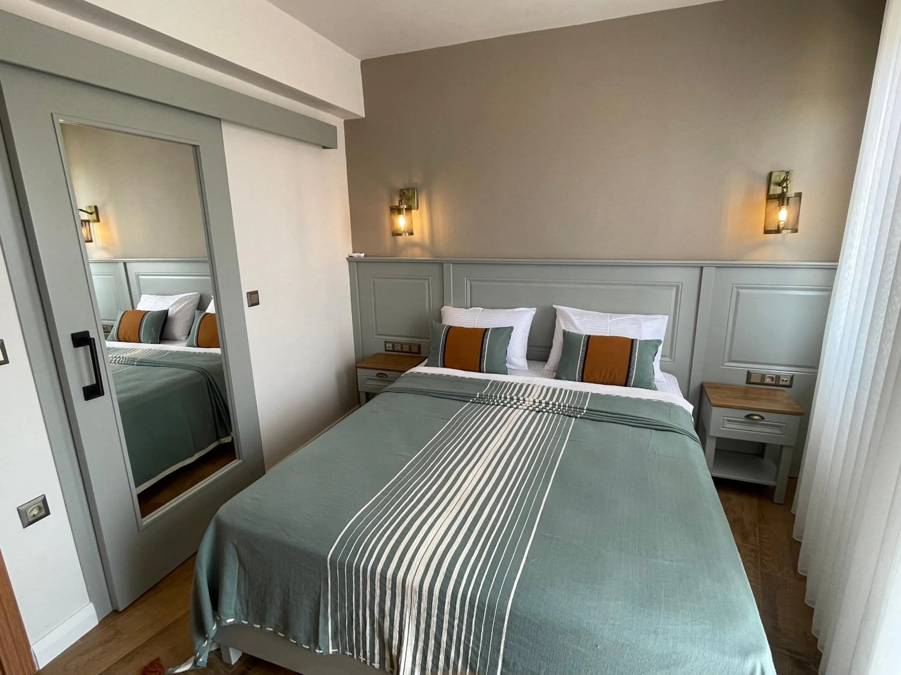 Bedroom, Bed in Oikos Bozcaada