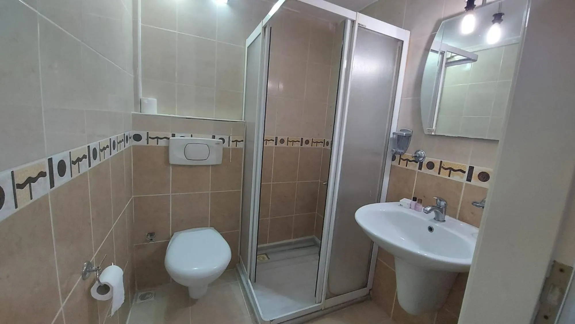 Shower in Adalı Hotel & Suites