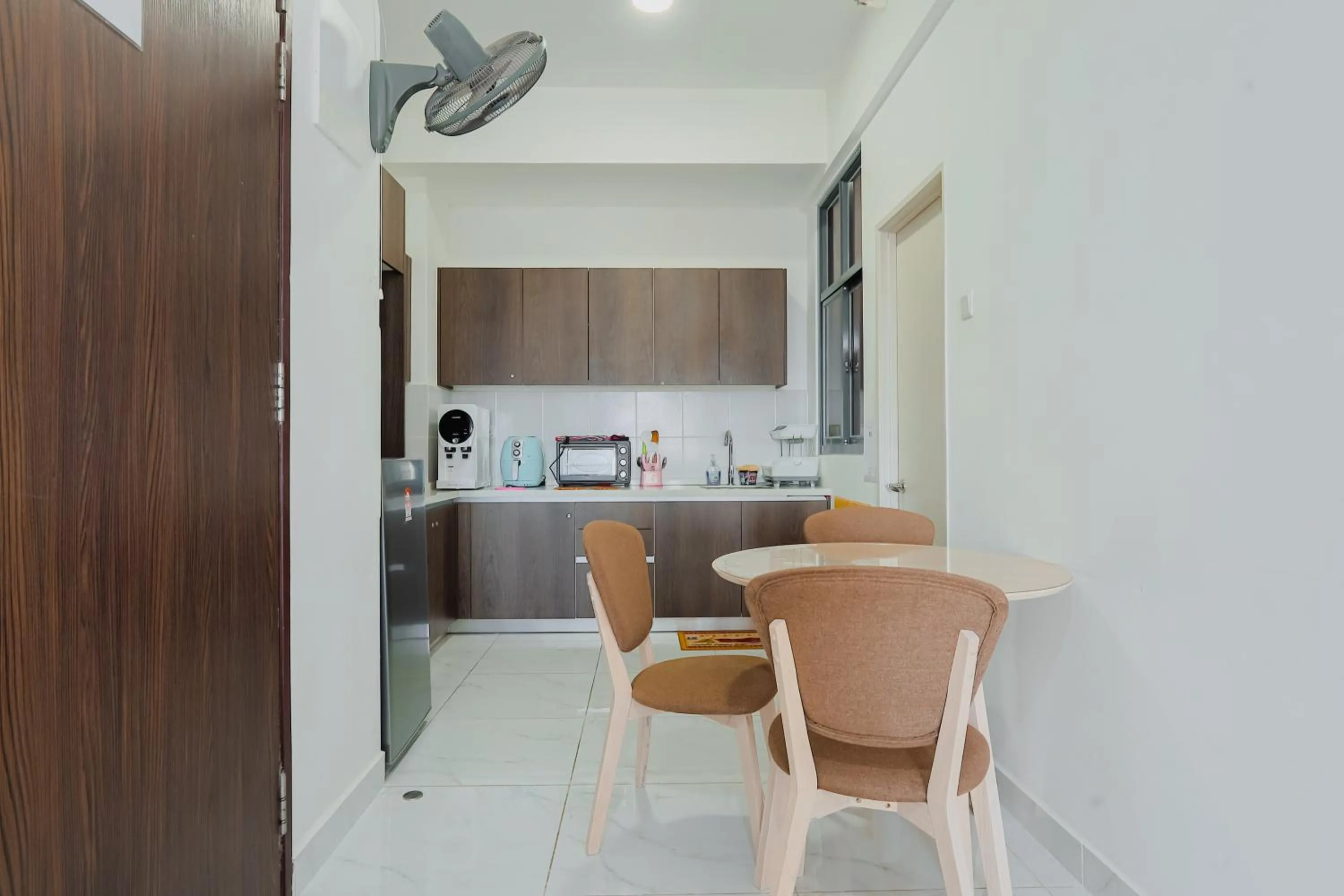 Kitchen or kitchenette in AAIRA Troika Residence,Kota Bharu