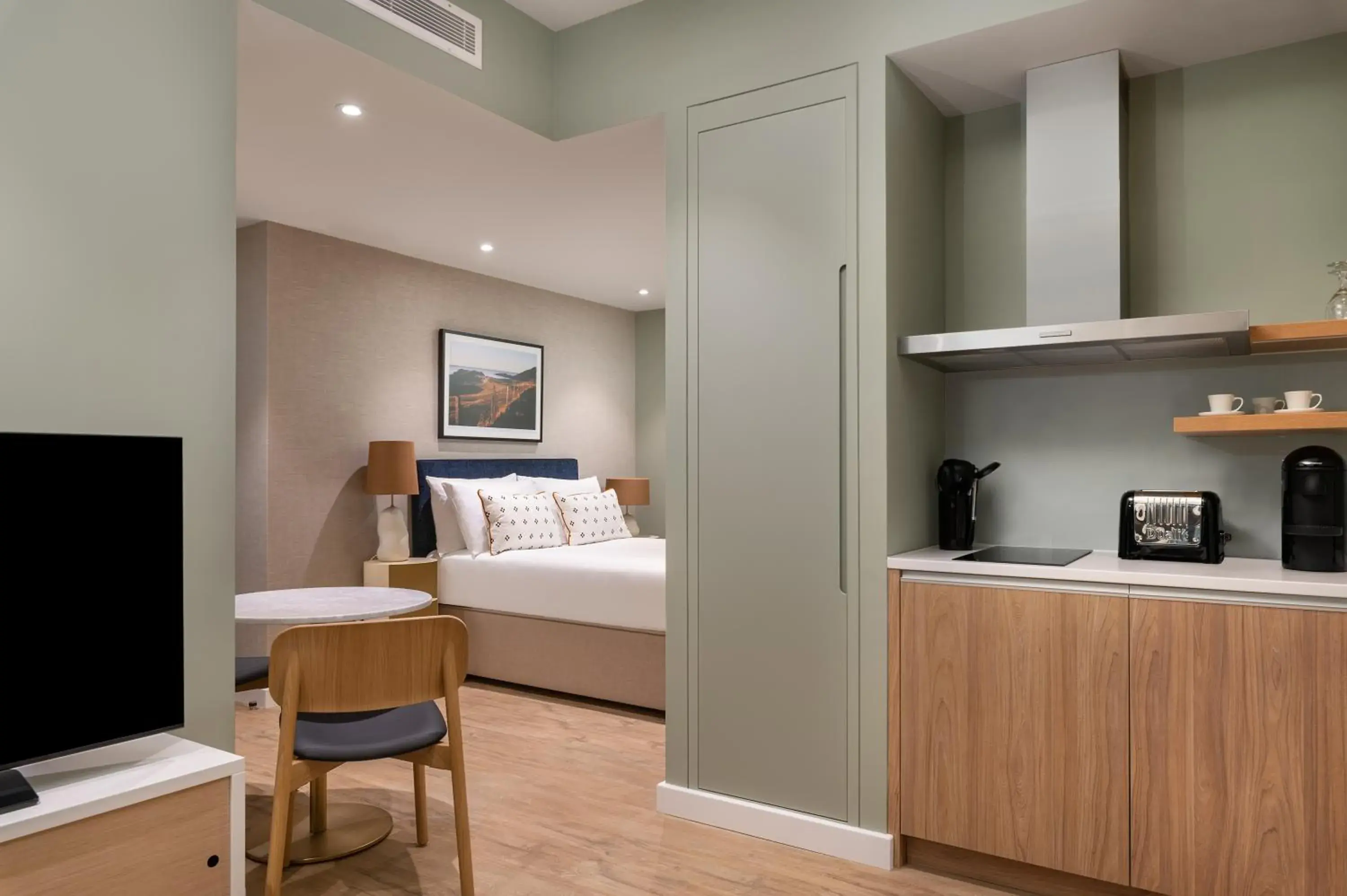 Bed in The Lincoln Suites Bed in The Lincoln Suites