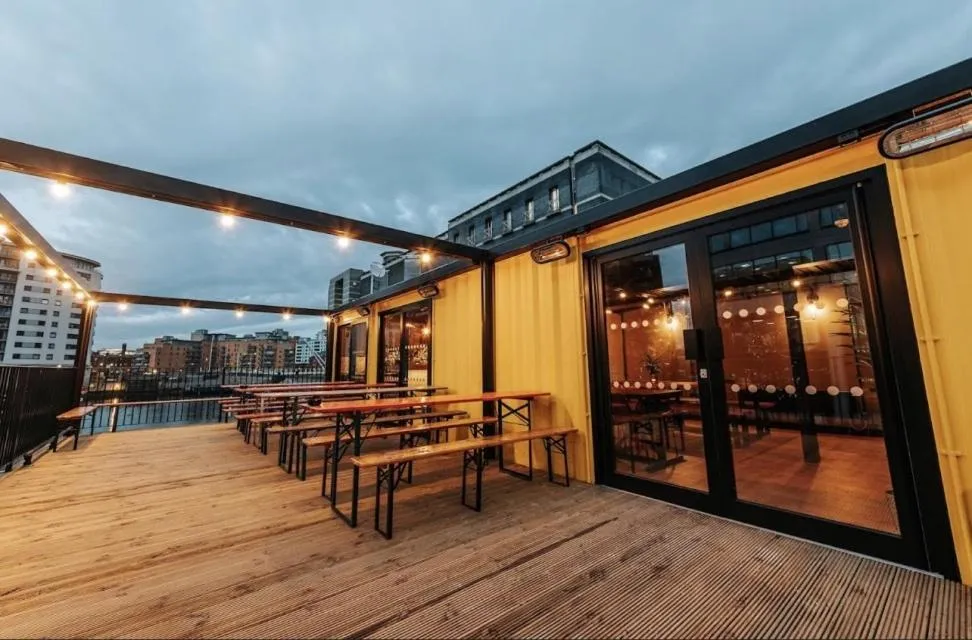 Neighbourhood in Deluxe City Centre Apt Free Parking River View Balcony