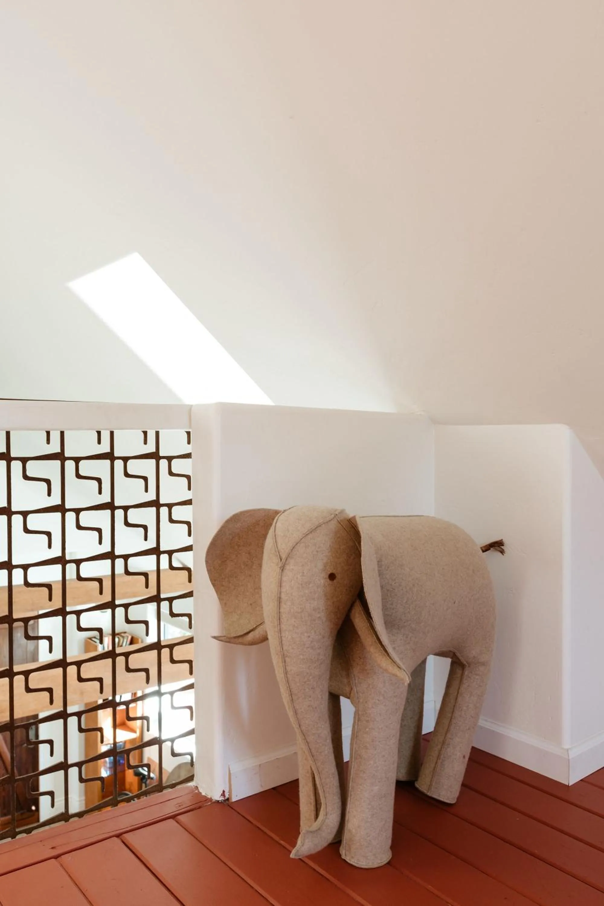 Decorative detail in Inn Paradiso