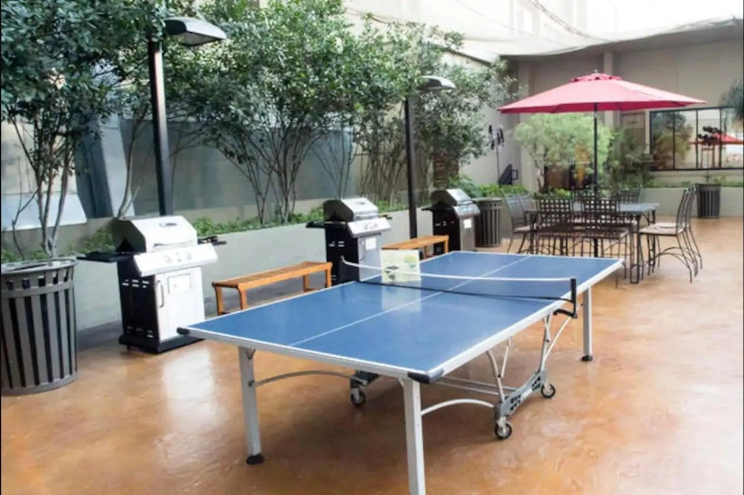 Table tennis in Stay Together Suites
