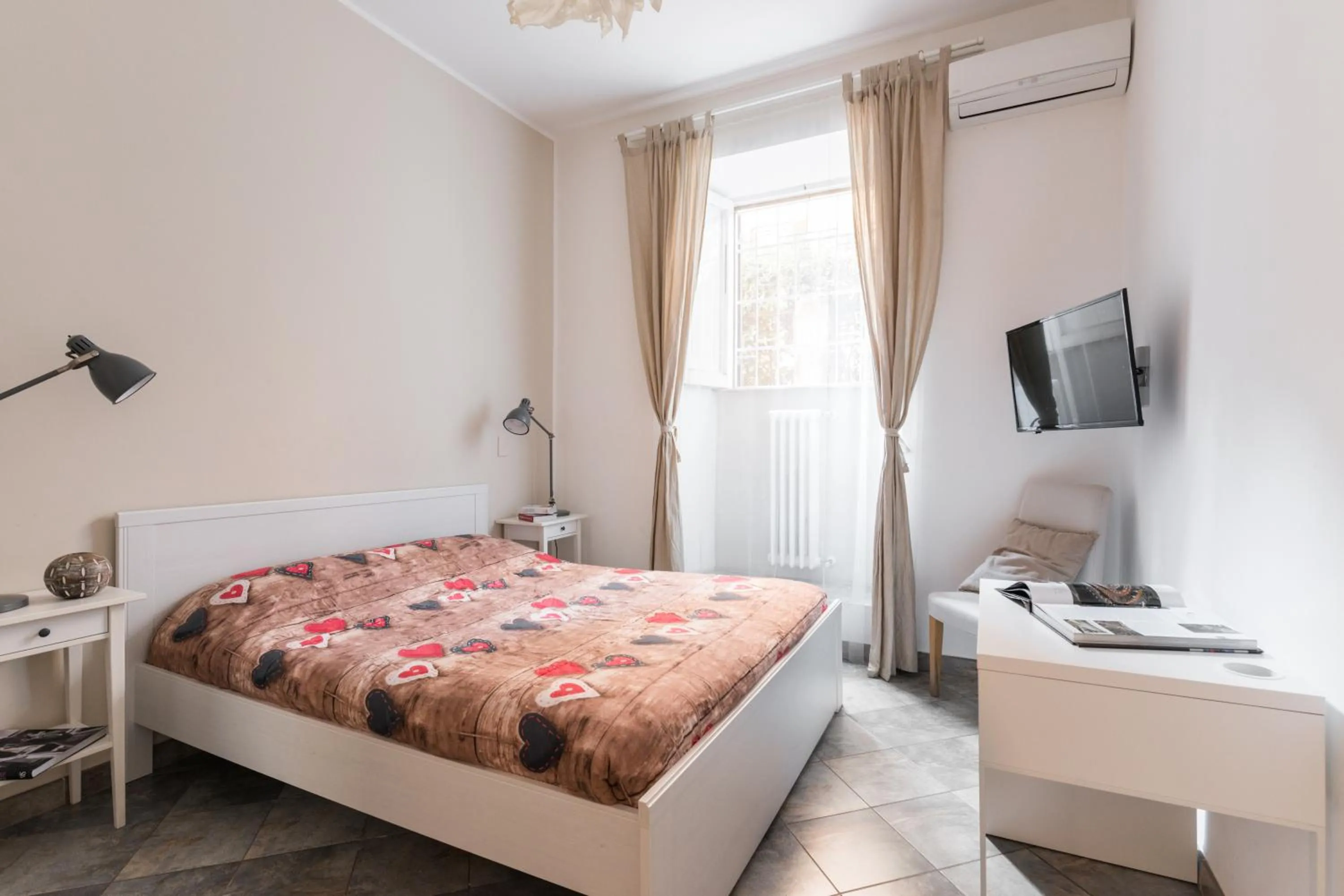 Bed in Domus Maximo