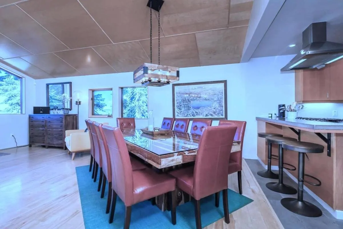 Kitchen or kitchenette in Tahoe Donner Luxury, Sleeps 14, Hot tub, 3100 sqft