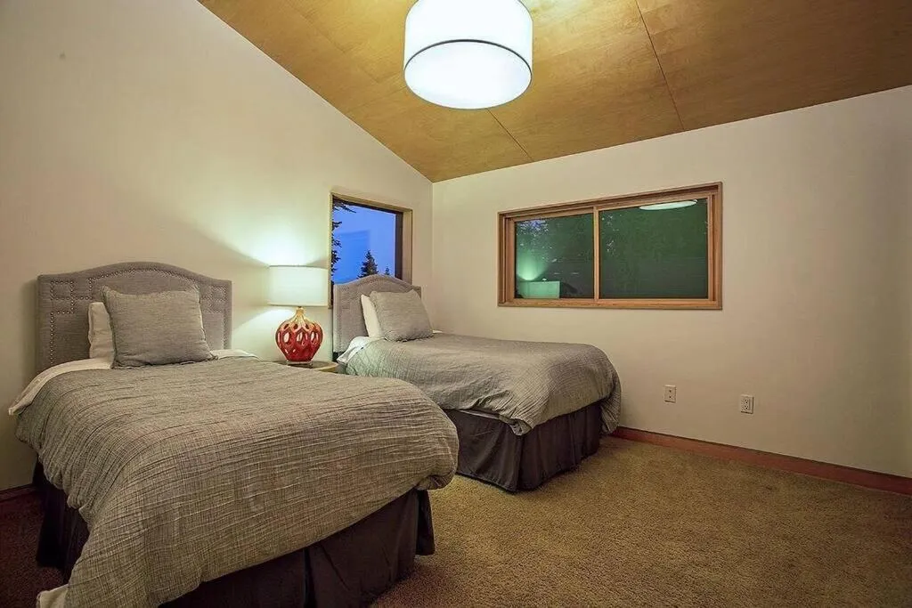 Photo of the whole room, Bed in Tahoe Donner Luxury, Sleeps 14, Hot tub, 3100 sqft