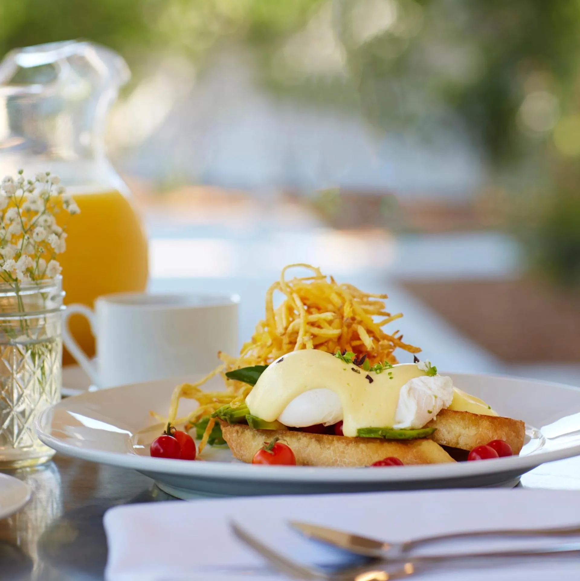 American breakfast in SummerWood Inn