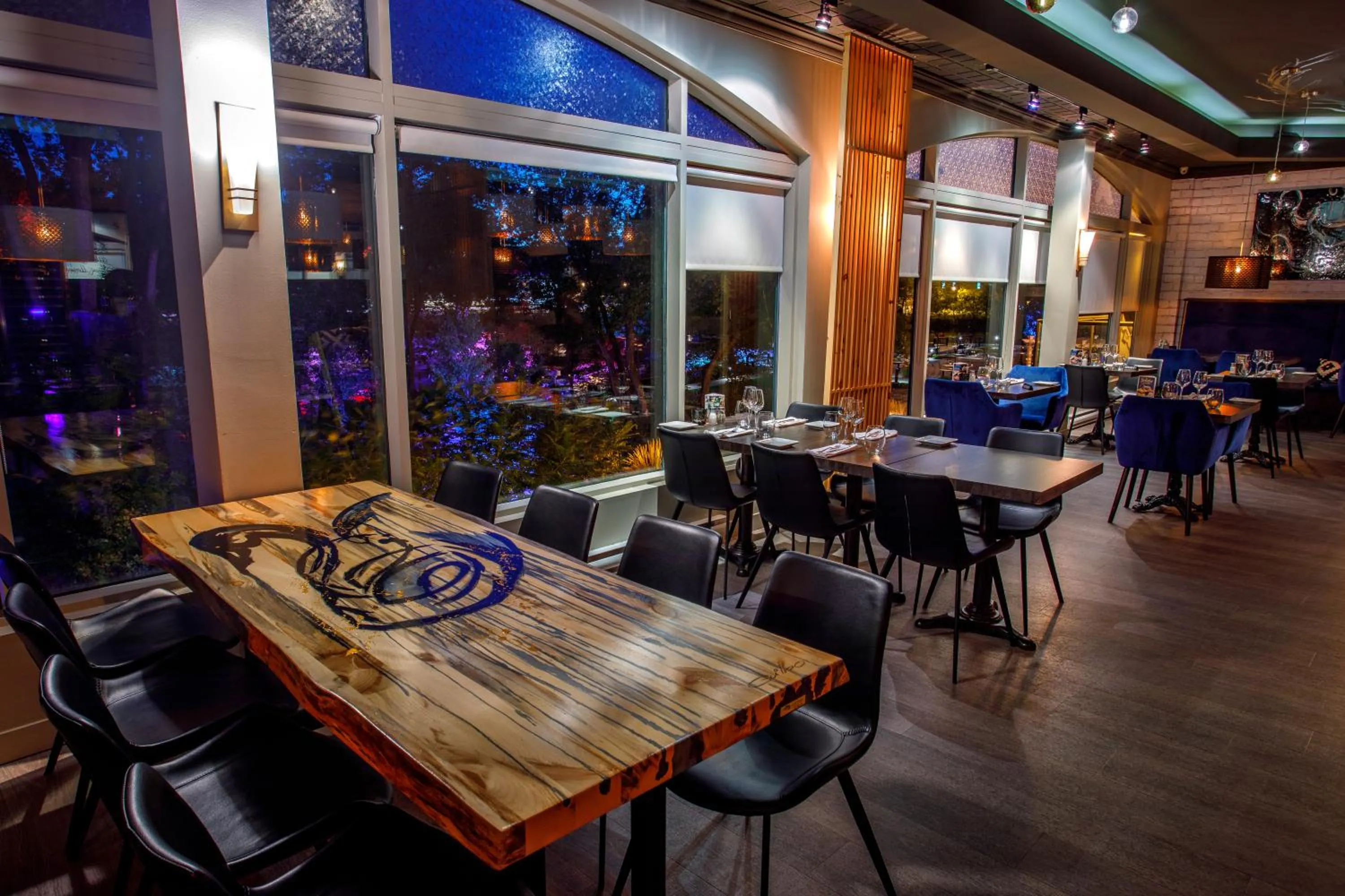 Restaurant/places to eat in Hôtel Château Joliette