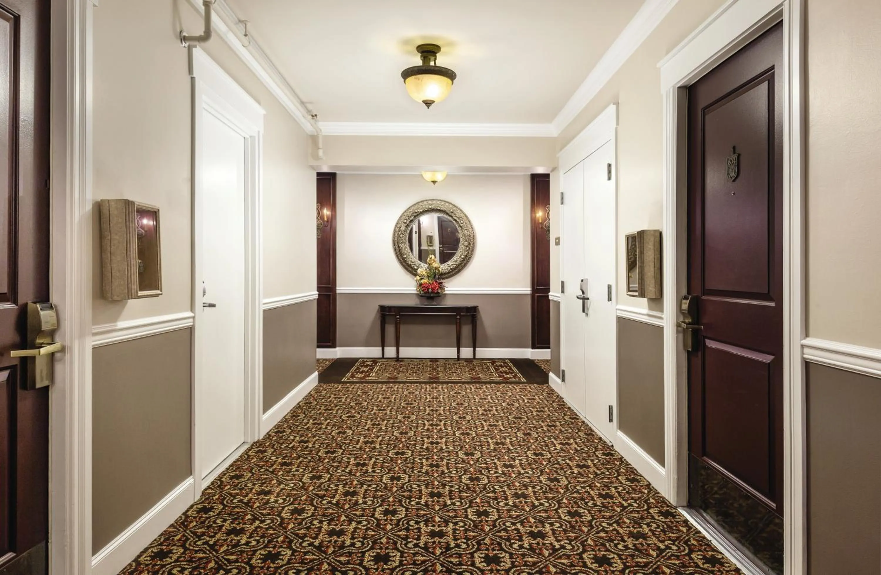 Lobby or reception in WorldMark Seattle - The Camlin