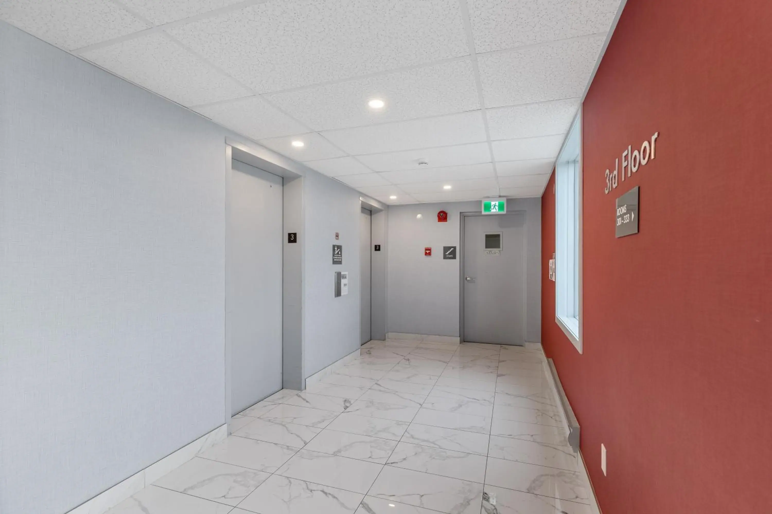 elevator in Emerald Hotel & Suites Calgary Airport elevator in Emerald Hotel & Suites Calgary Airport