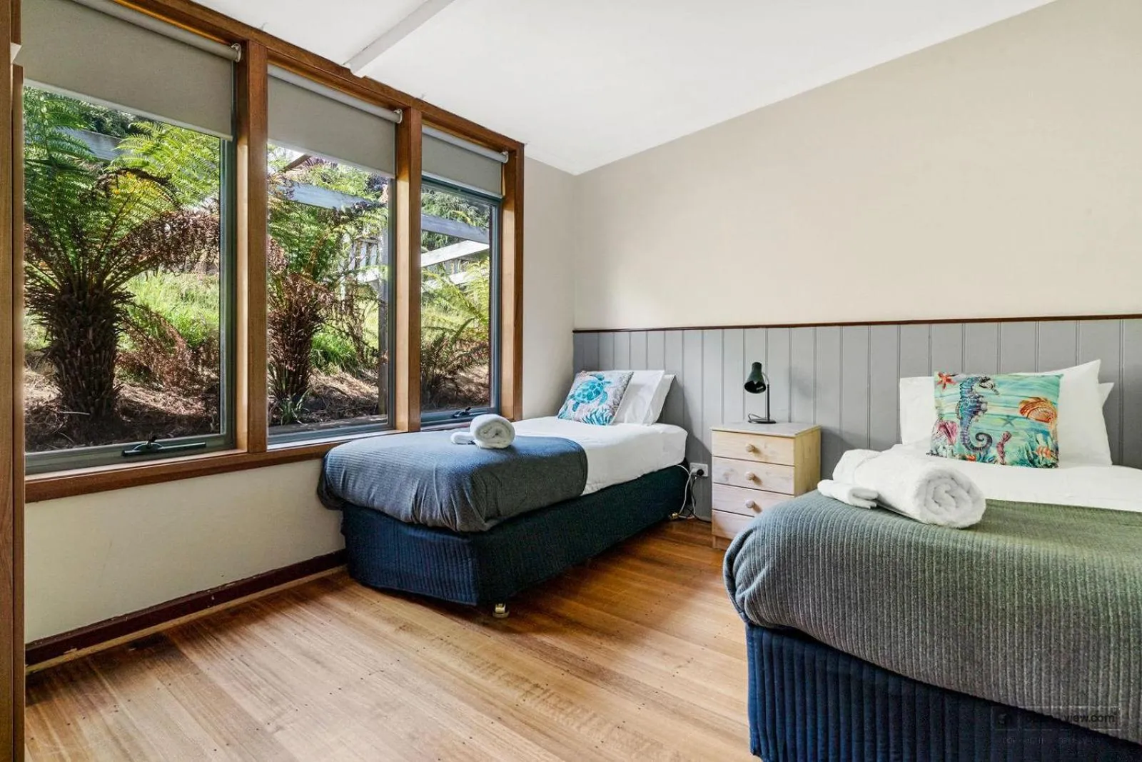 Bedroom, Bed in The Beach House- private jacuzzi and wood fire!