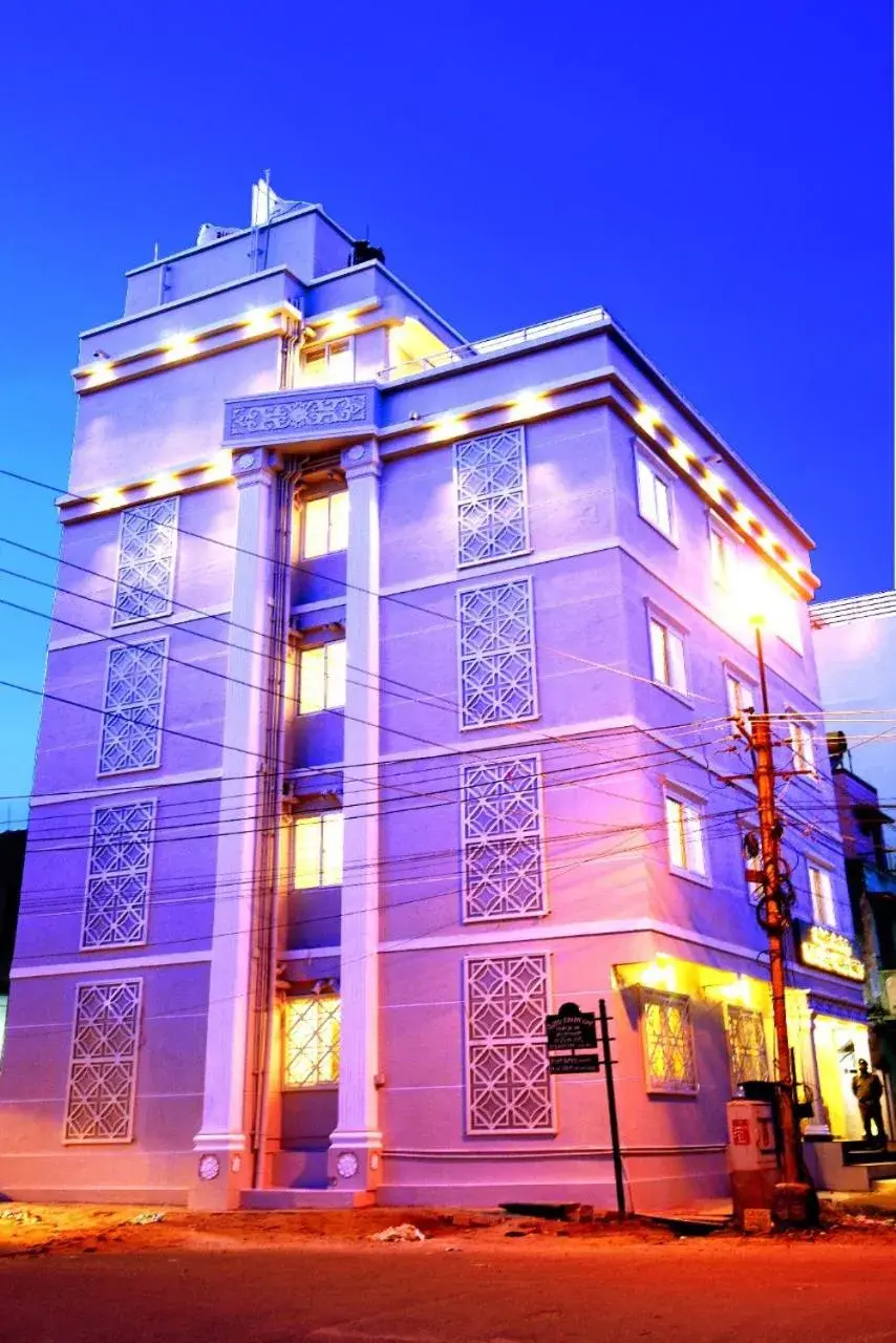 Property building in Vismaya Comforts Property building in Vismaya Comforts