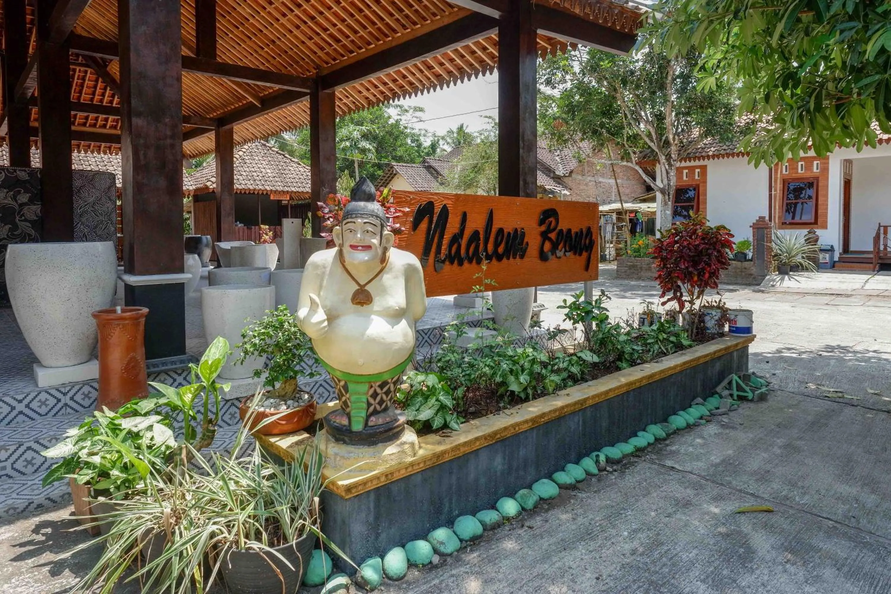 Roemah Beong Syariah at Desa Wisata Kembanglimus Mitra RedDoorz