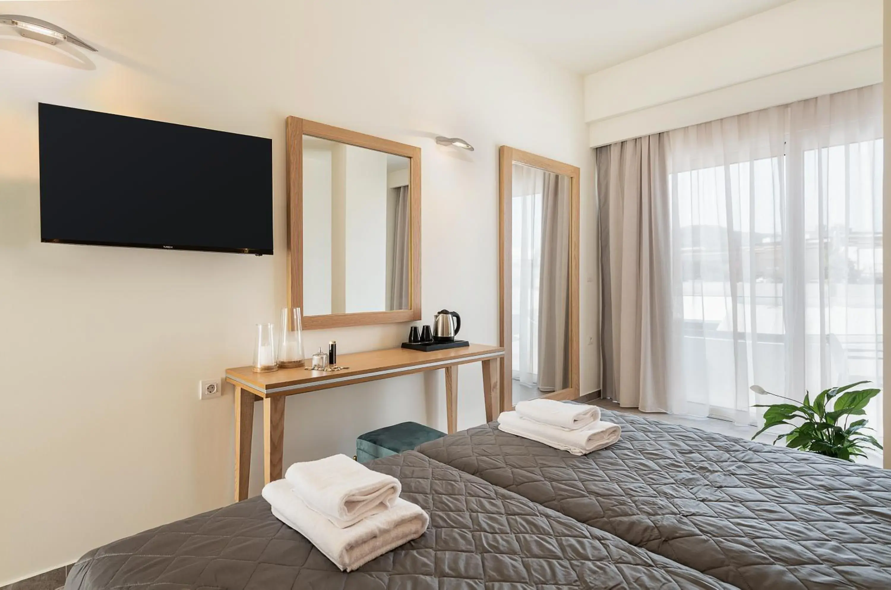 Bed in Elia Platanias Bed in Elia Platanias