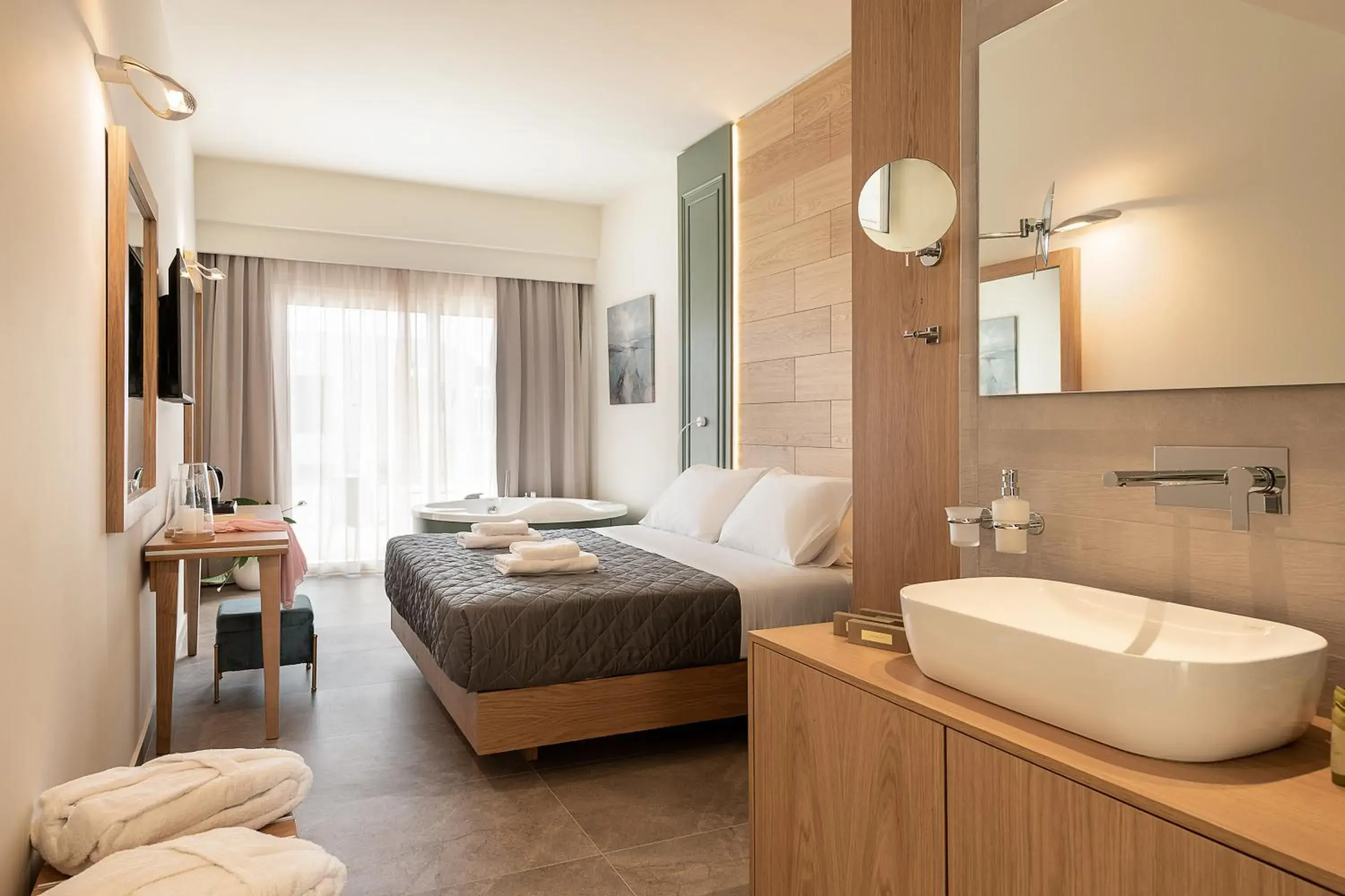 Photo of the whole room, Bed in Elia Platanias Photo of the whole room, Bed in Elia Platanias