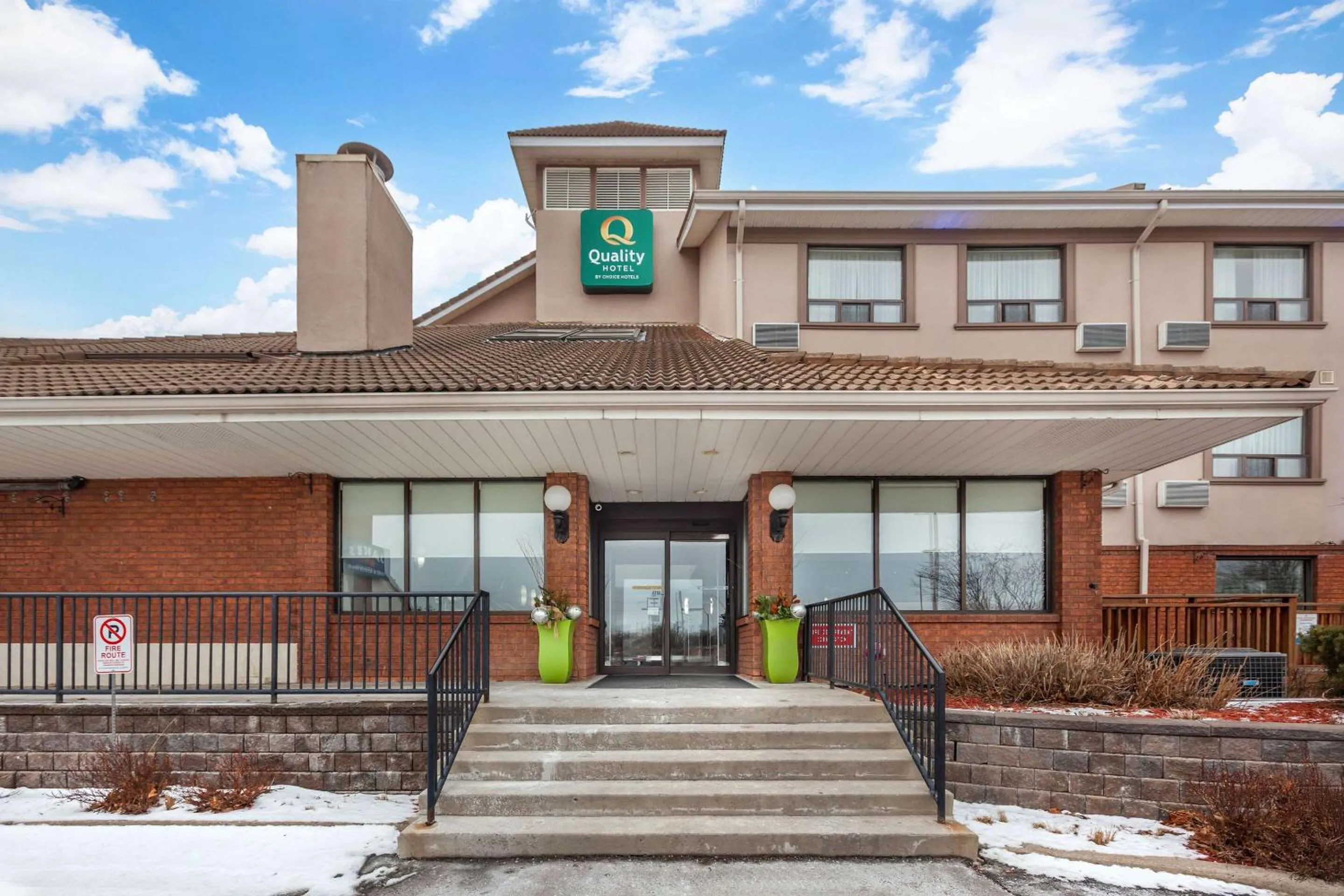 Property building in Quality Hotel