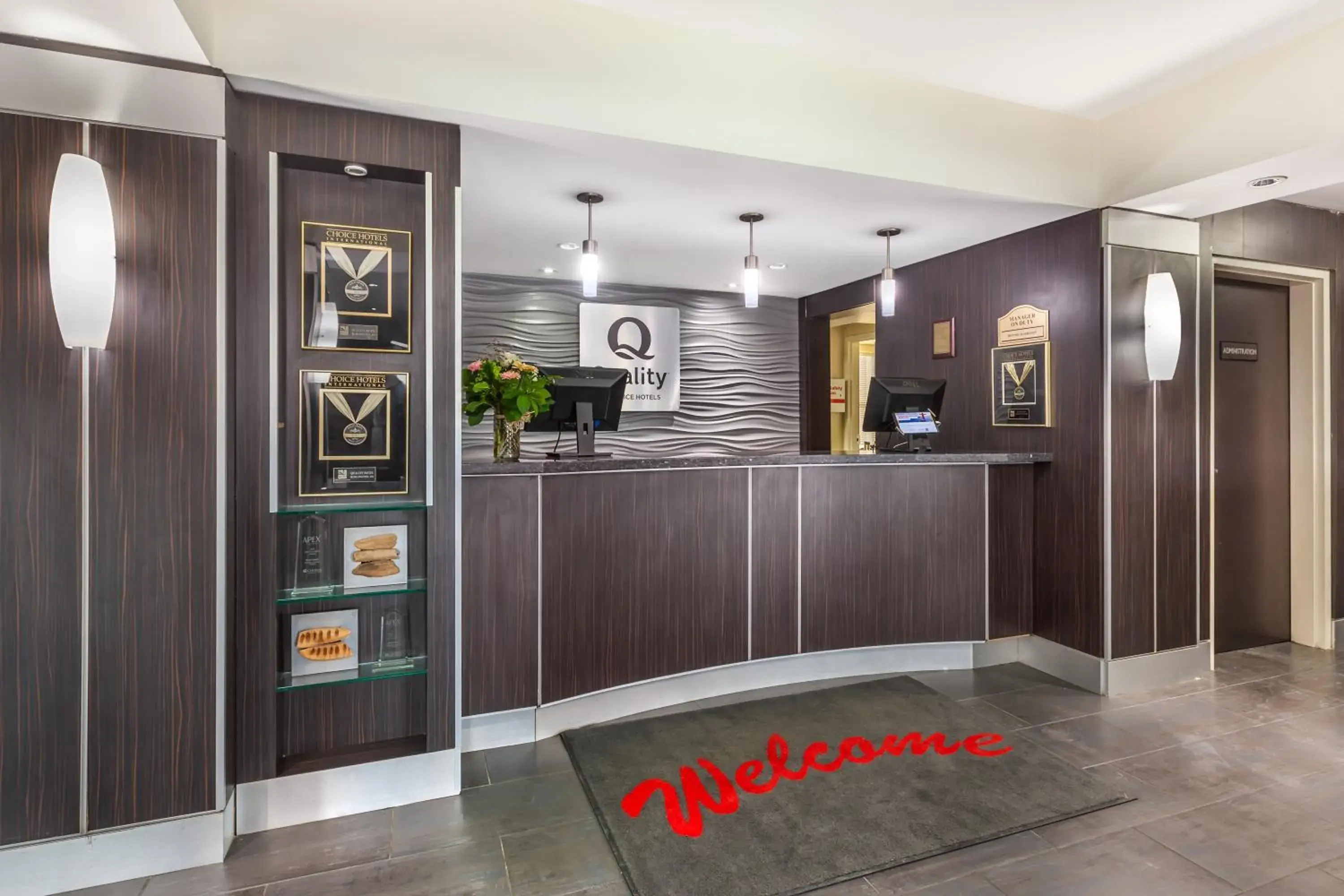 Lobby or reception in Quality Hotel Lobby or reception in Quality Hotel