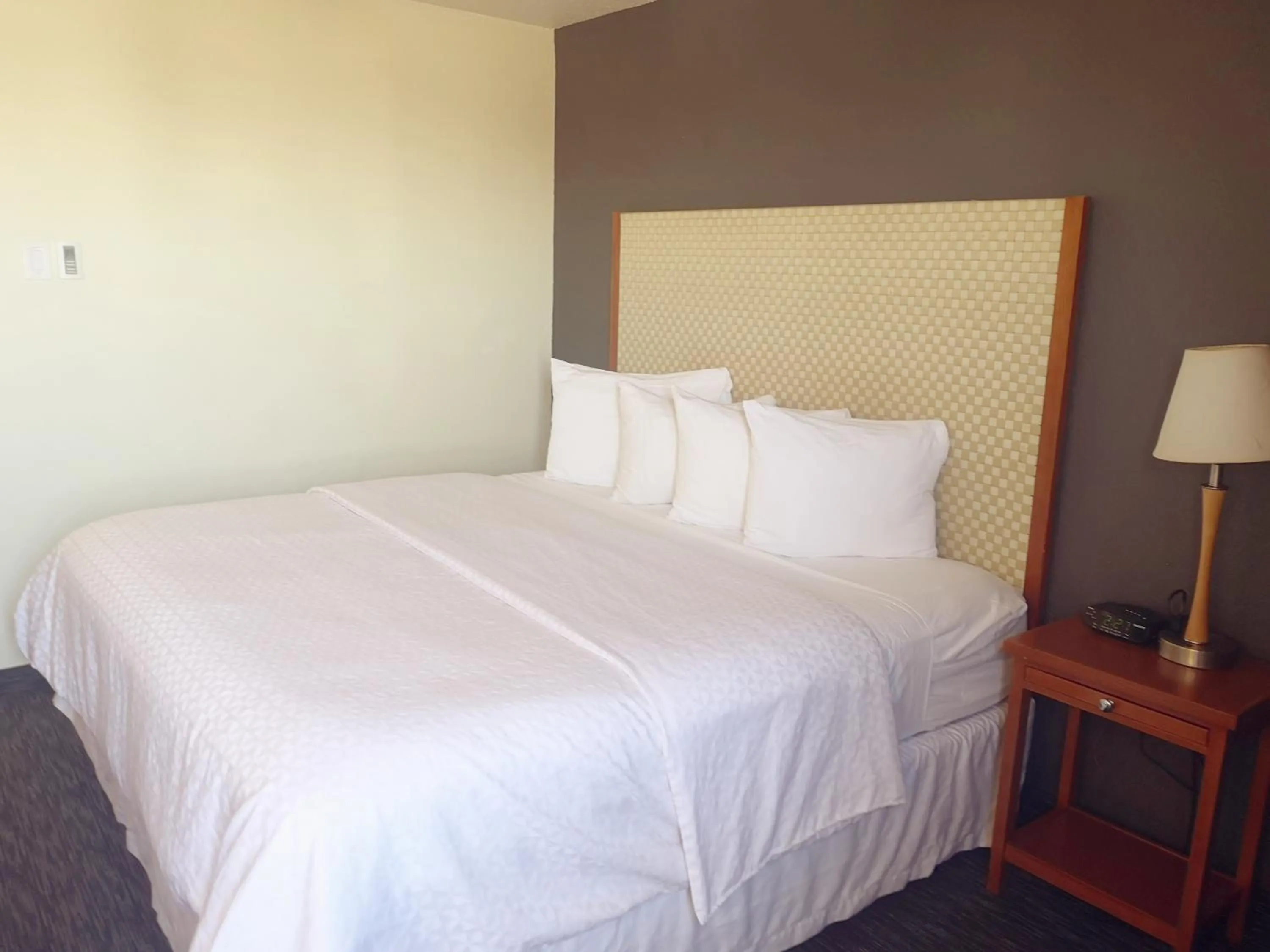 Bed in Travelodge by Wyndham Edmonton West