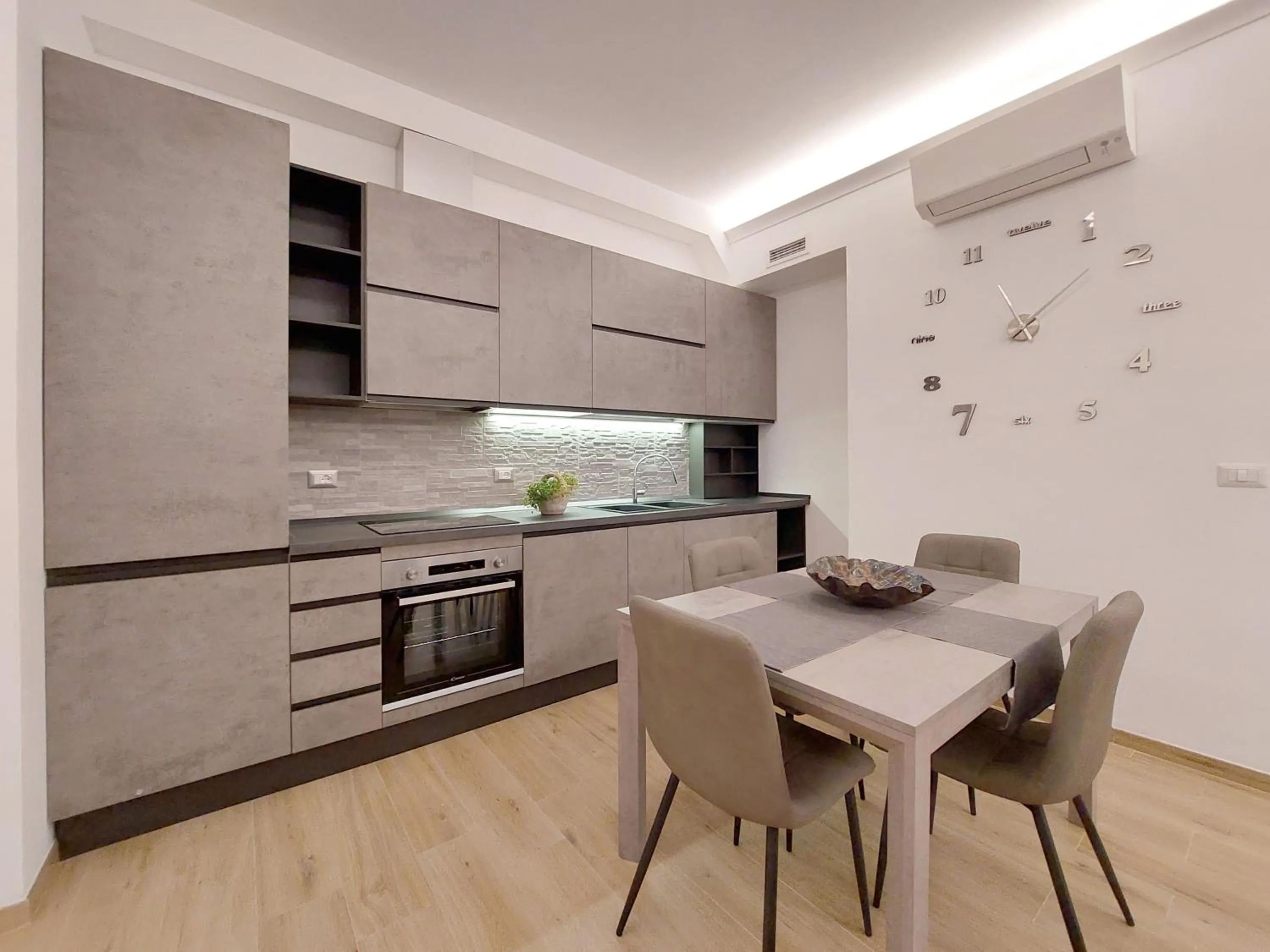 Aventino Contemporary Apartment