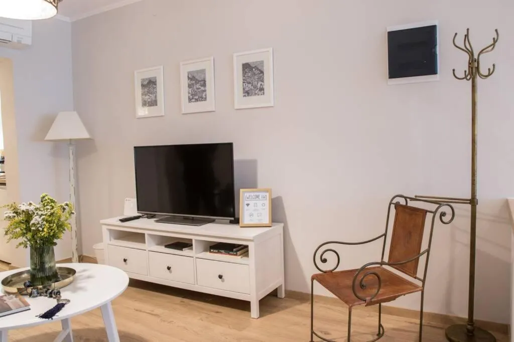 Isidorou Suite Xanthi