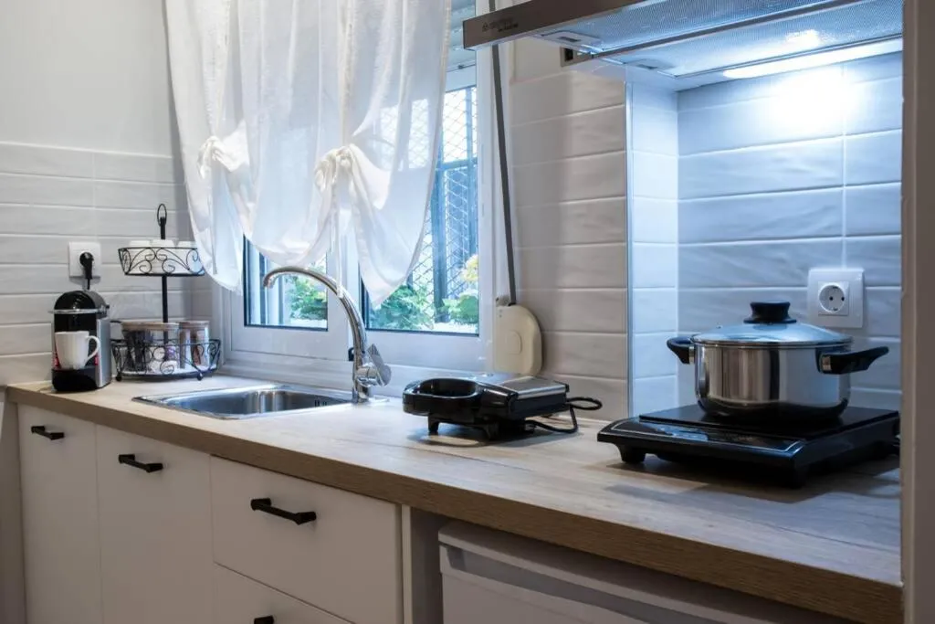Isidorou Suite Xanthi