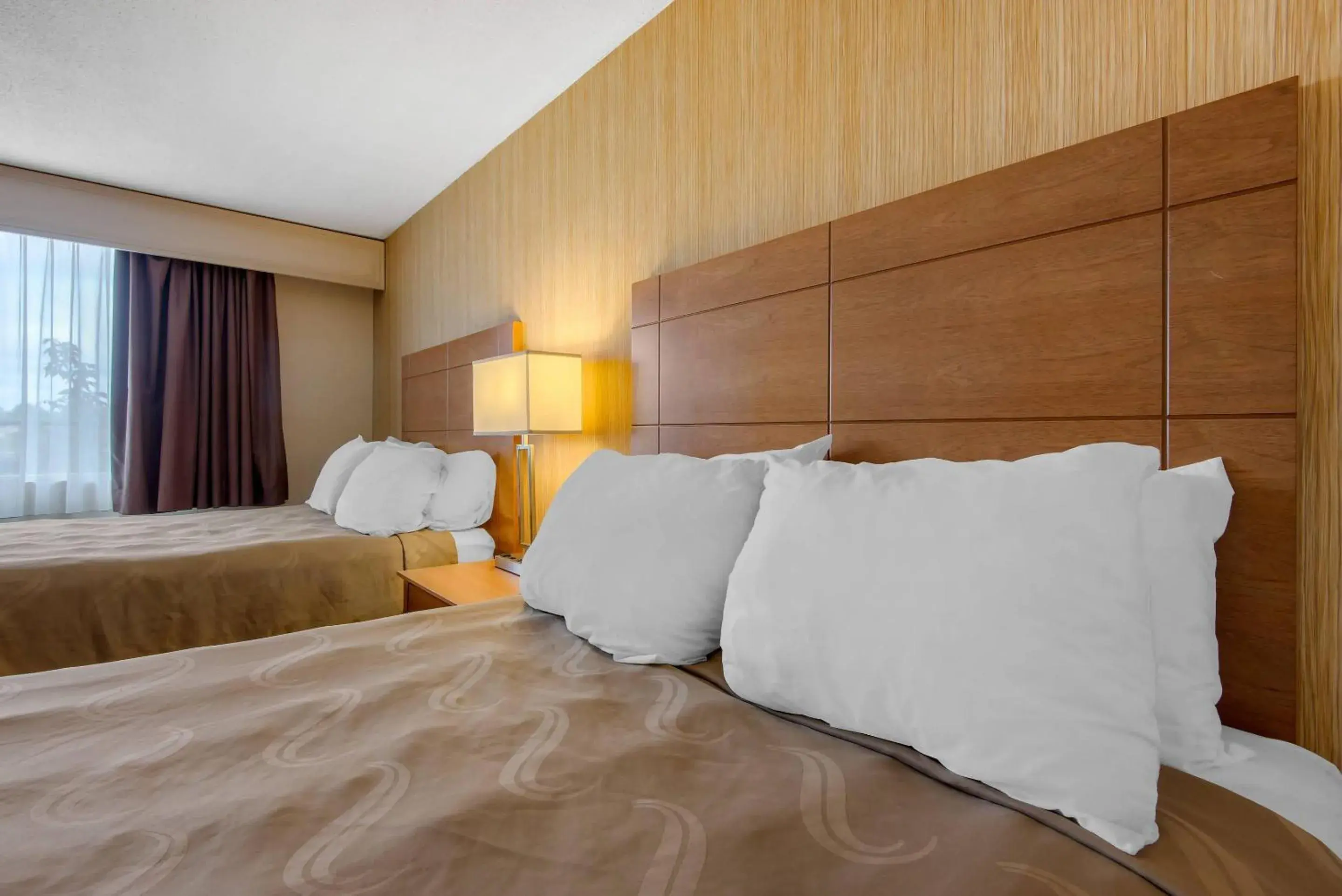 Bedroom, Bed in Quality Inn & Conference Centre Downtown Sudbury Bedroom, Bed in Quality Inn & Conference Centre Downtown Sudbury