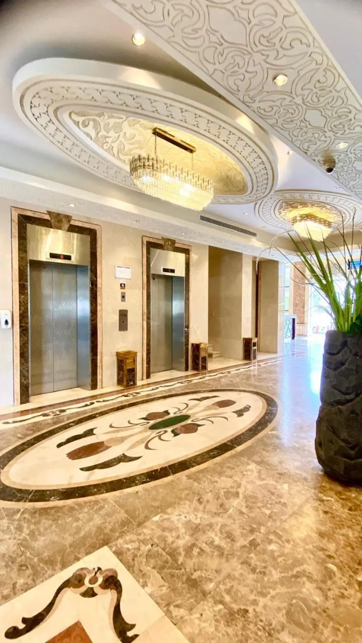 elevator in Tu Jardin Al Marwa- توجاردن المروه