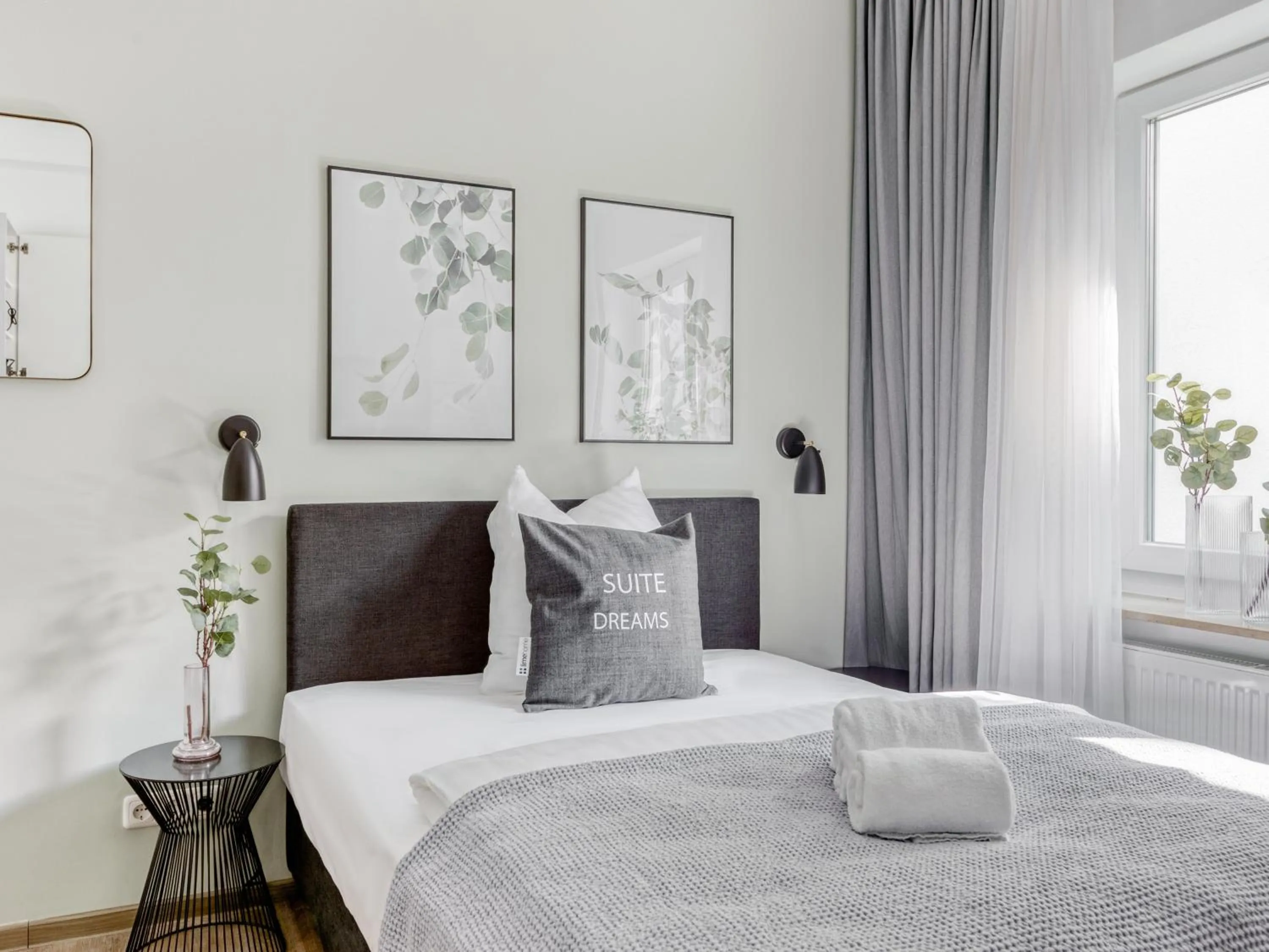 Bed in Limehome Hannover Bleichenstraße - Digital Access