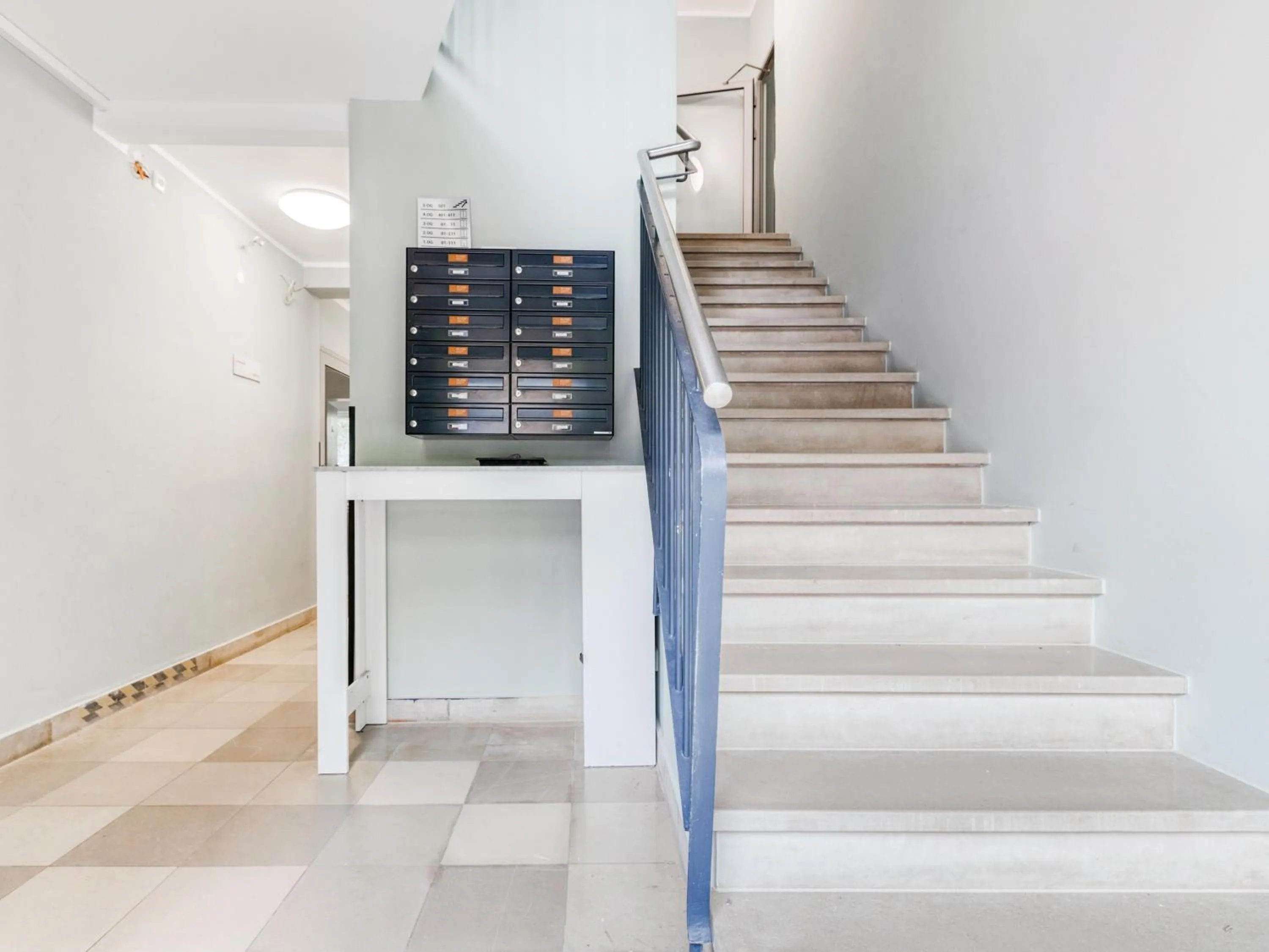 Property building in Limehome Hannover Bleichenstraße - Digital Access