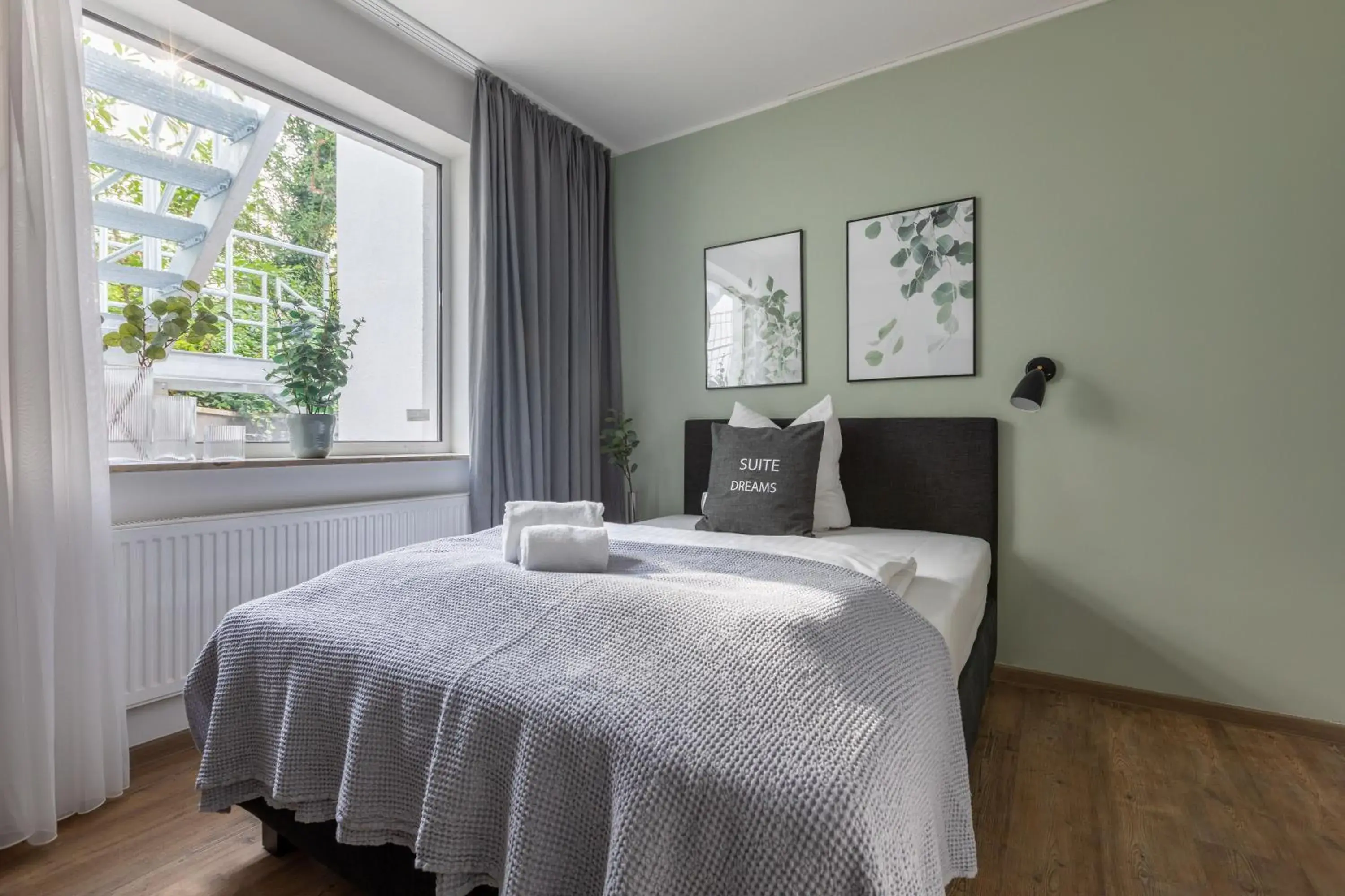 Single Suite S (Ground floor & Basement) in Limehome Hannover Bleichenstraße - Digital Access Single Suite S (Ground floor & Basement) in Limehome Hannover Bleichenstraße - Digital Access