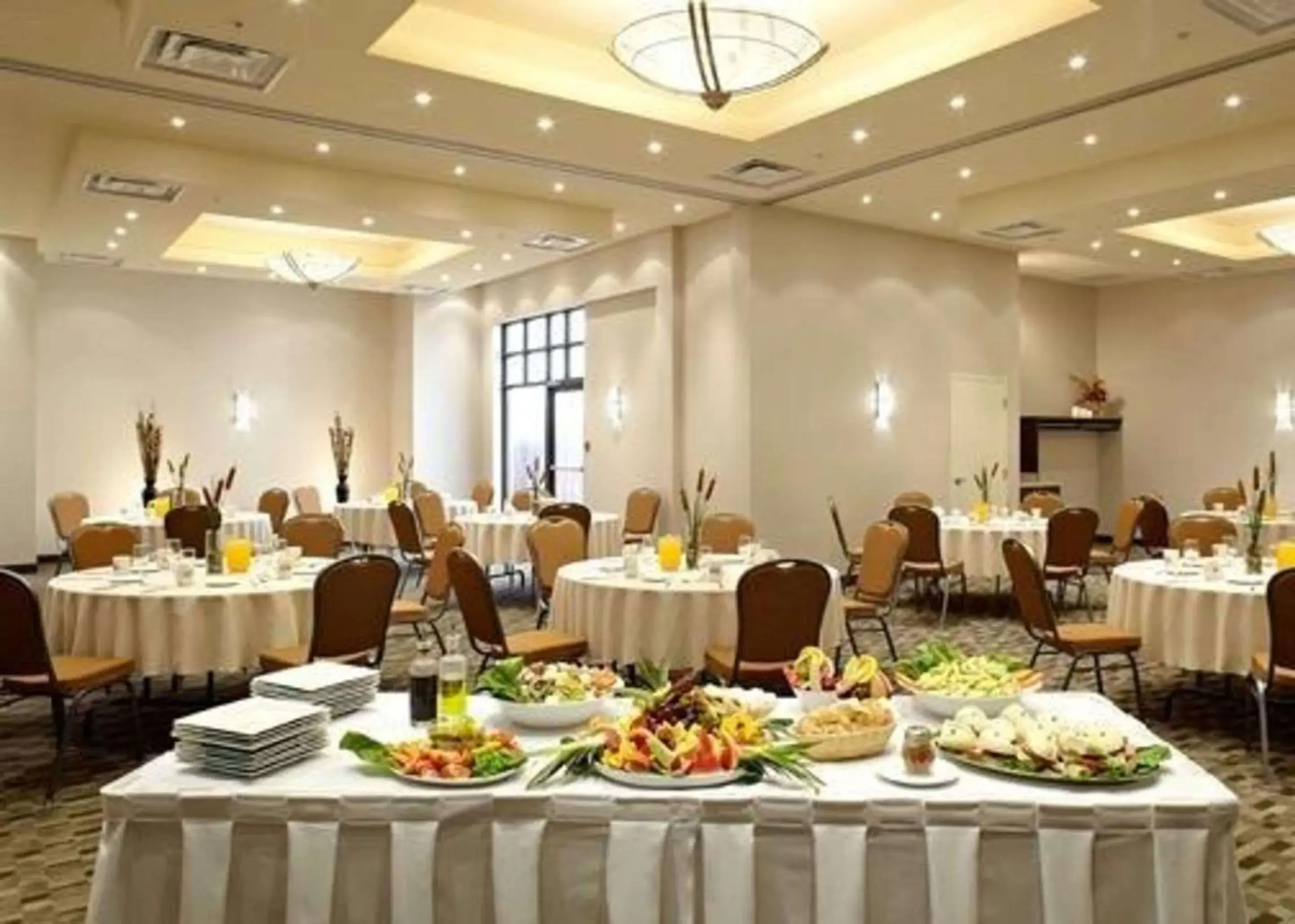 On site, Restaurant/Places to Eat in Quality Inn & Suites