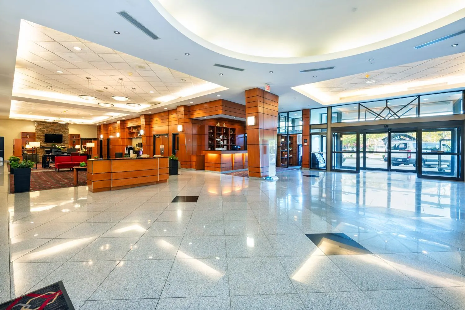 Lobby or reception in Grand Park Hotel Vancouver Airport, an Ascend Collection Hotel