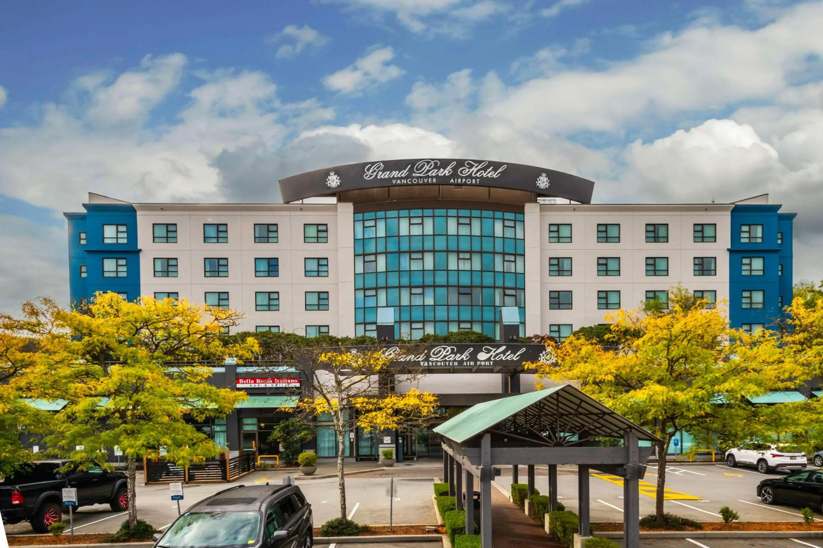 Property building in Grand Park Hotel Vancouver Airport, an Ascend Collection Hotel