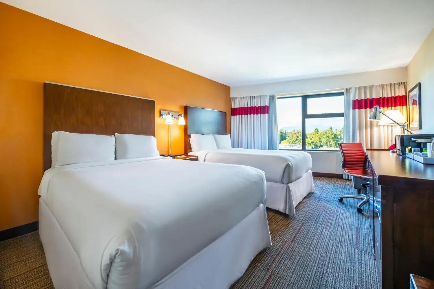 Double Room with 2 Double Beds - Non Smoking in Grand Park Hotel Vancouver Airport, an Ascend Collection Hotel Double Room with 2 Double Beds - Non Smoking in Grand Park Hotel Vancouver Airport, an Ascend Collection Hotel