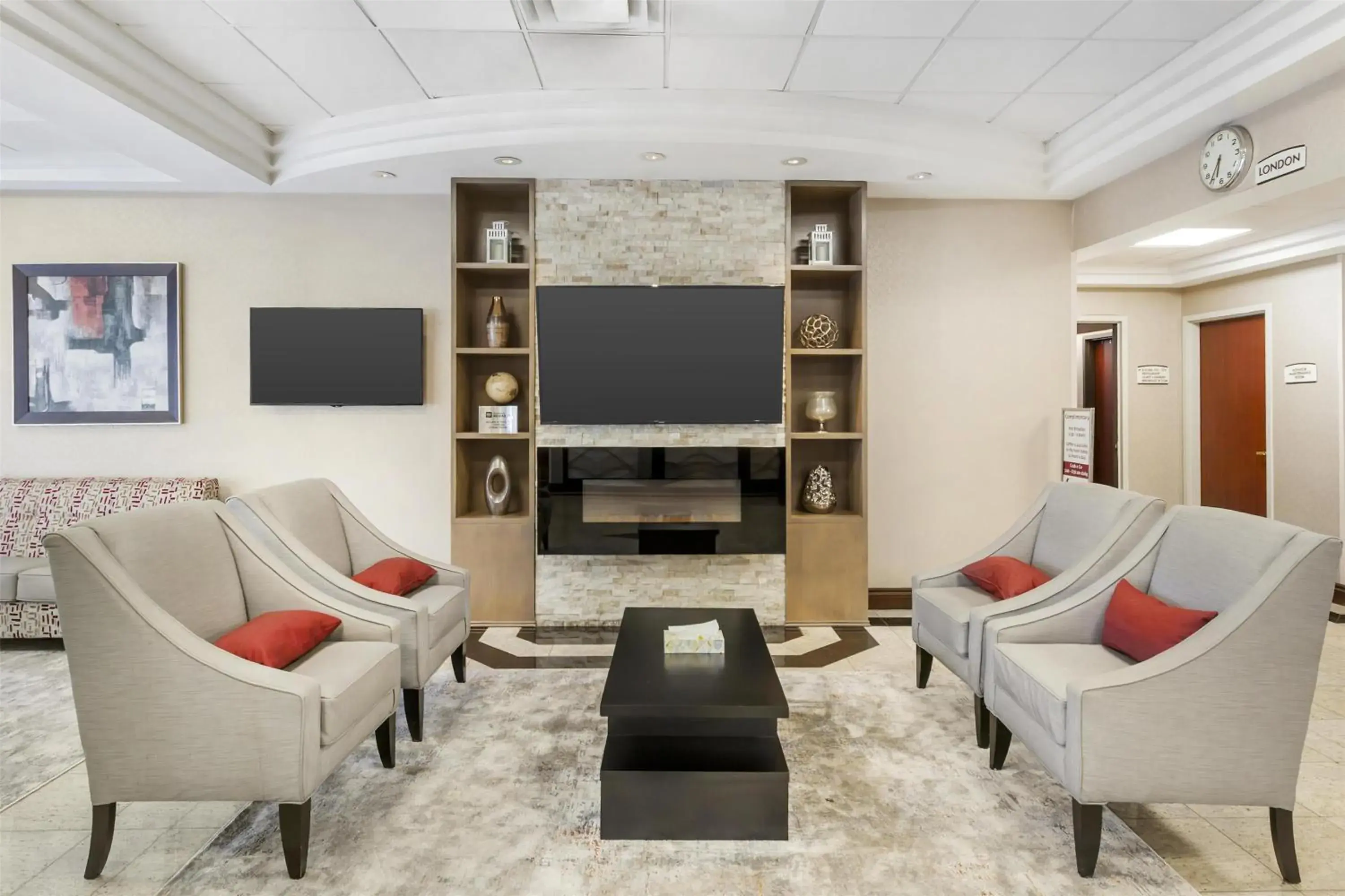 Lobby or reception in Best Western Plus Travel Hotel Toronto Airport Lobby or reception in Best Western Plus Travel Hotel Toronto Airport