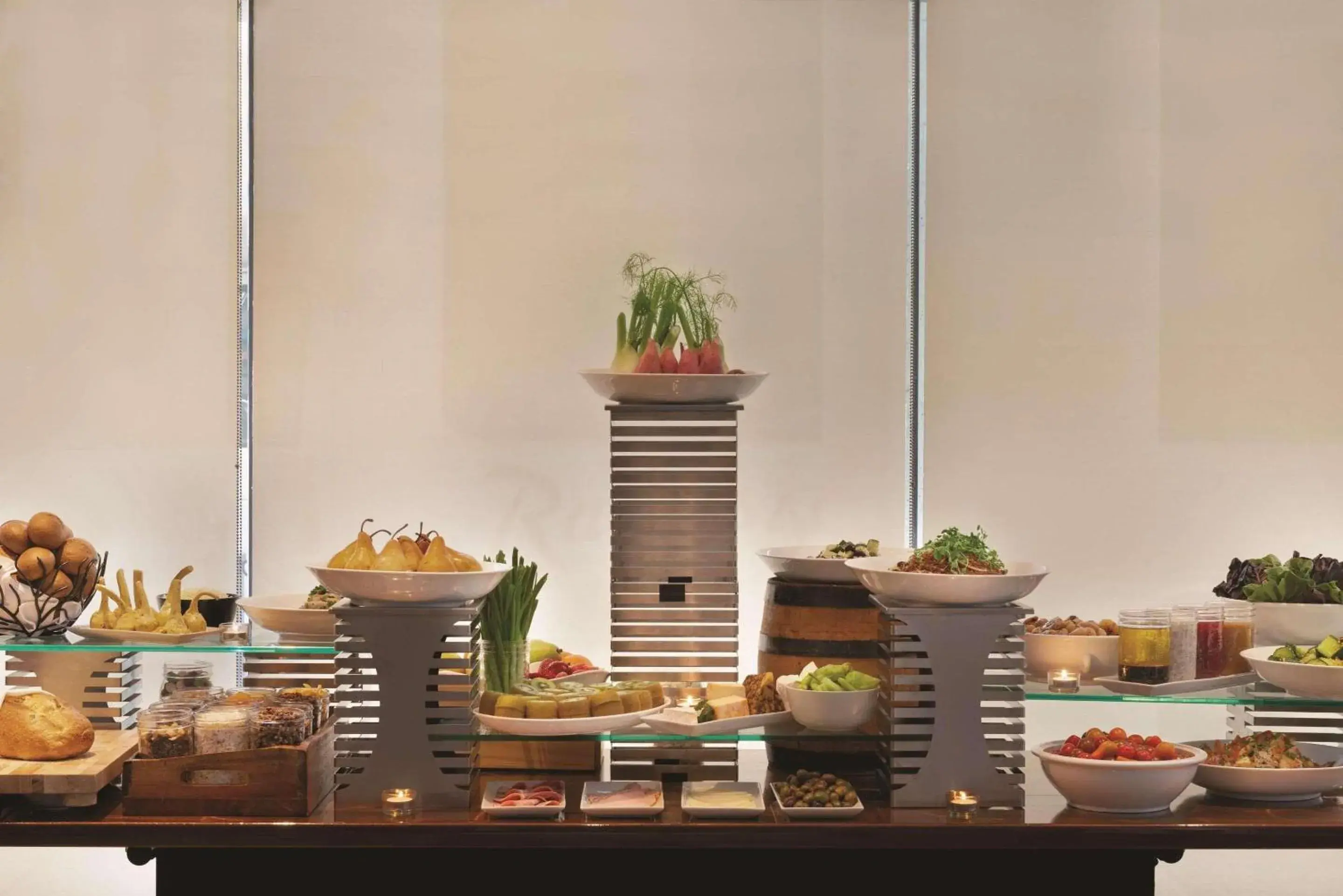 Restaurant/places to eat in Radisson Hotel Vancouver Airport Restaurant/places to eat in Radisson Hotel Vancouver Airport