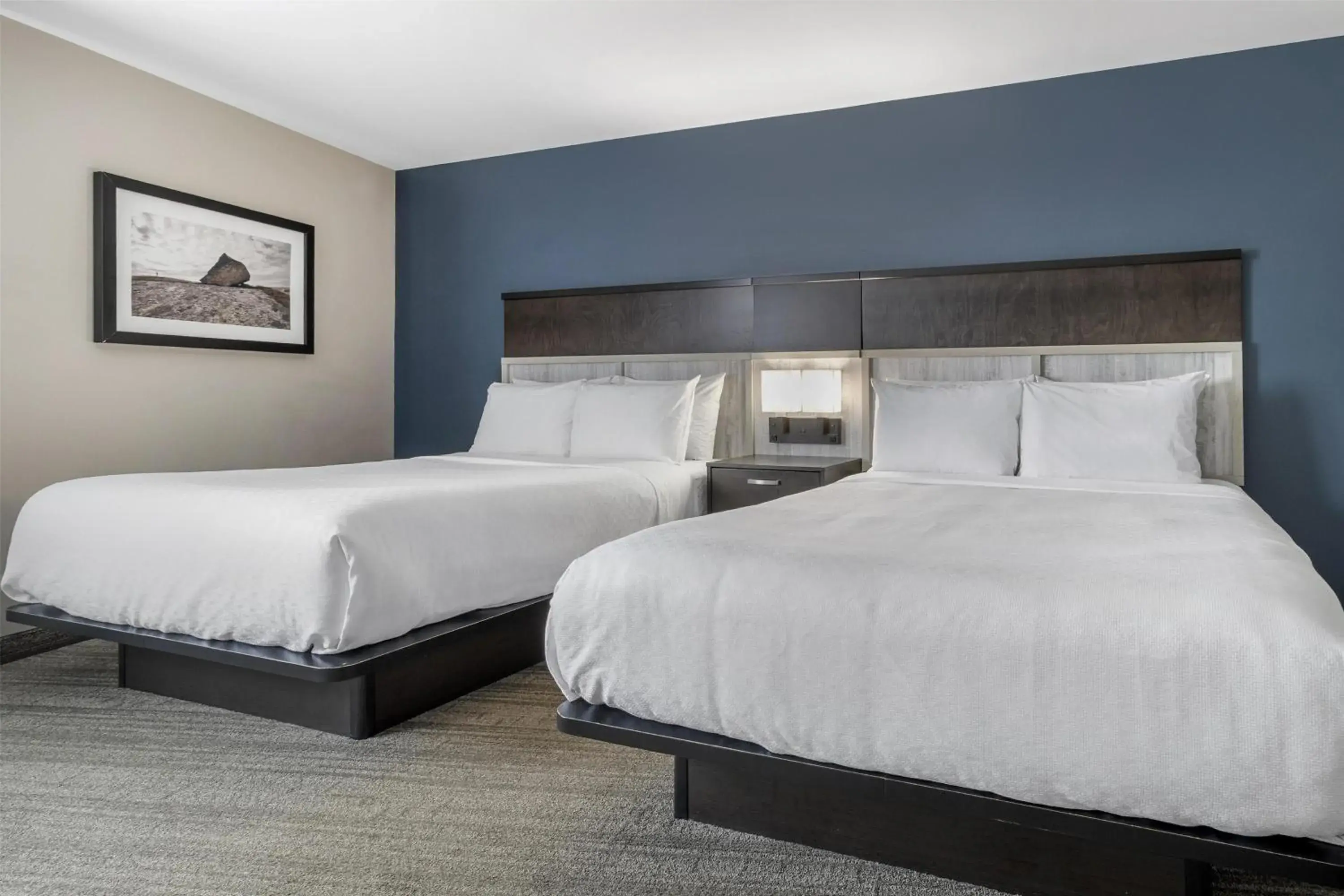 Bedroom, Bed in Best Western Plus Chocolate Lake Hotel - Halifax Bedroom, Bed in Best Western Plus Chocolate Lake Hotel - Halifax