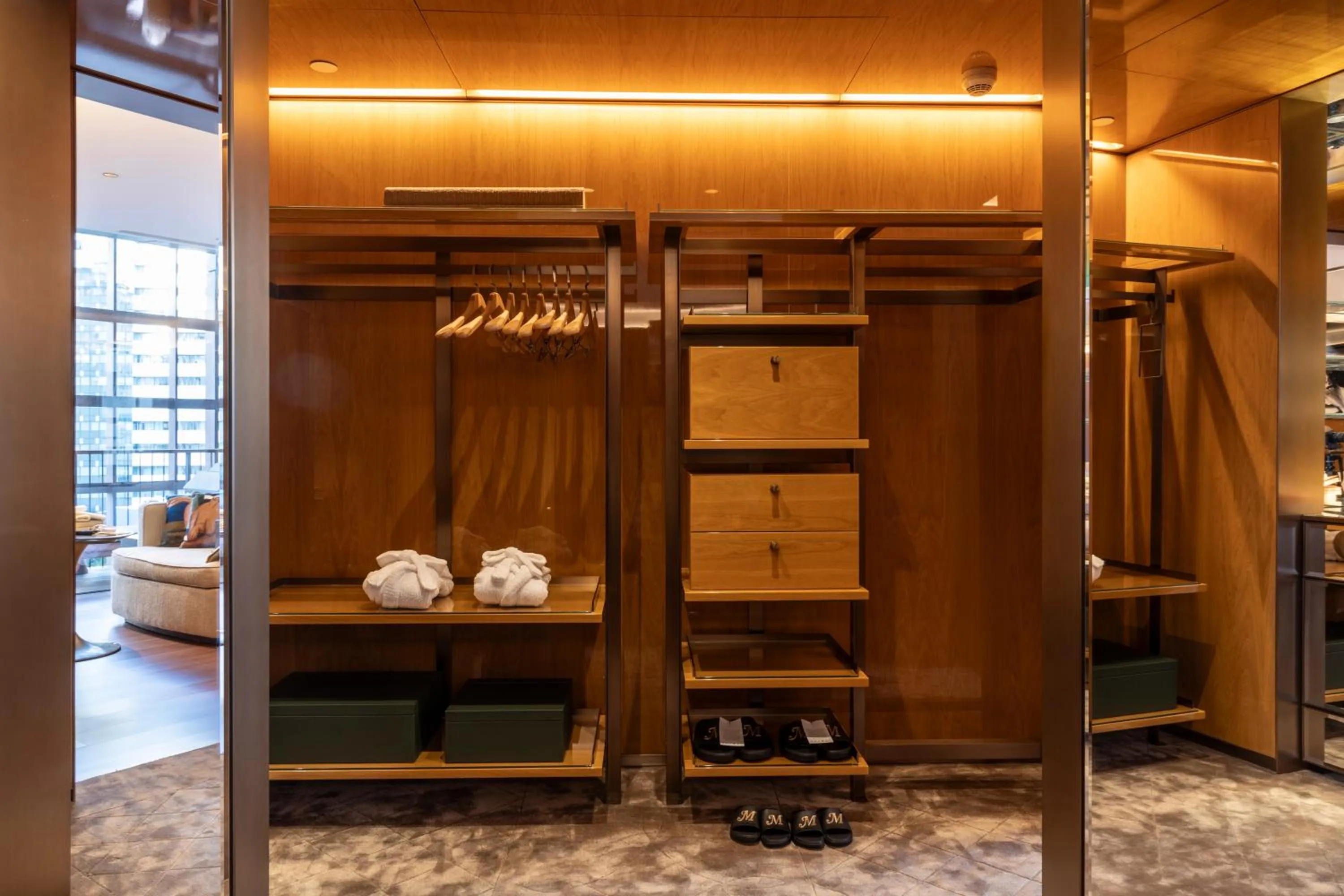 locker in Rosewood São Paulo