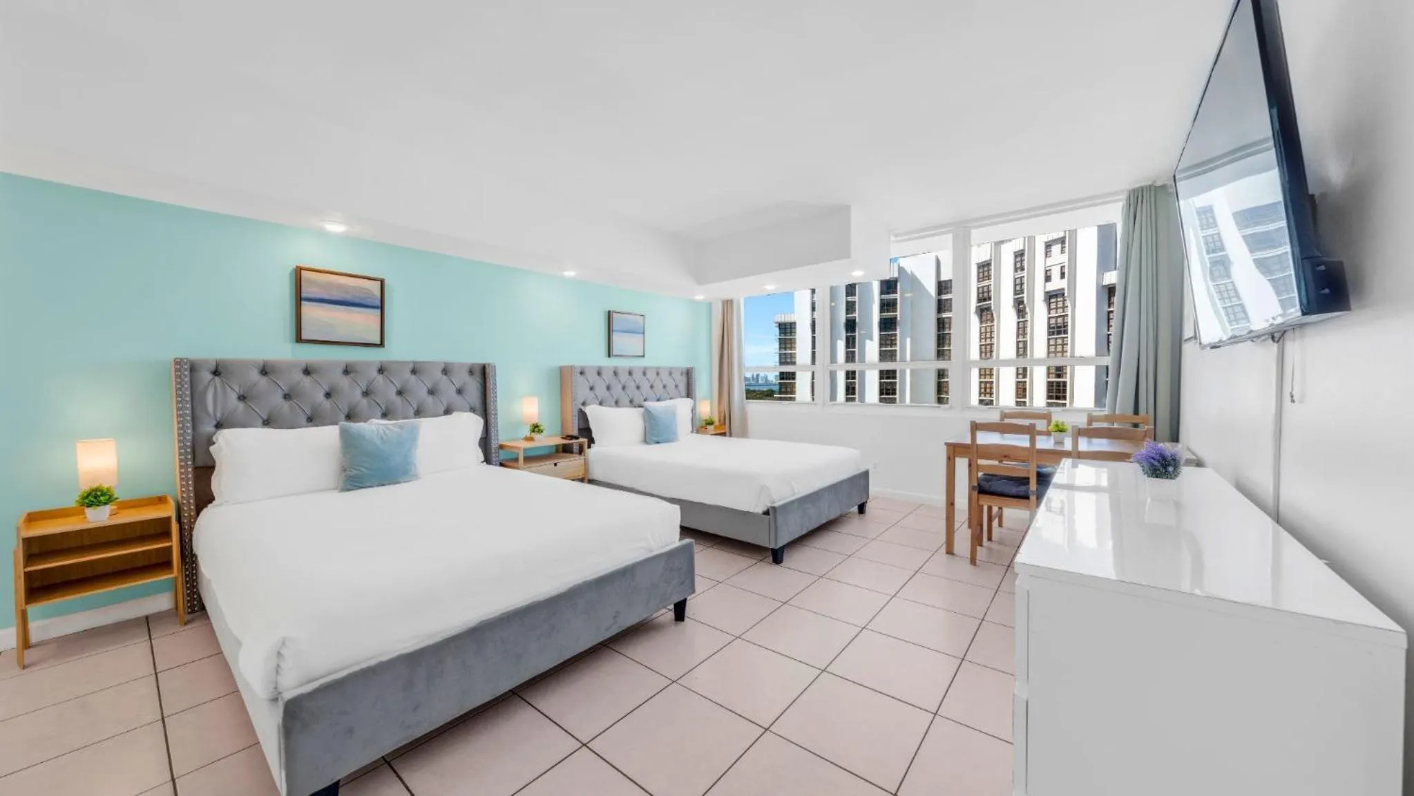 Communal lounge/ TV room, Bed in SeaStays Apartments