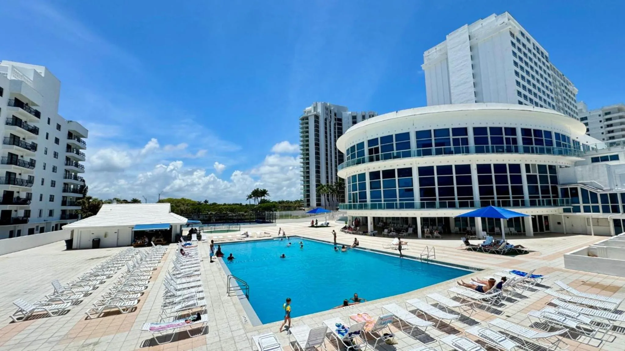 Property building in SeaStays Apartments