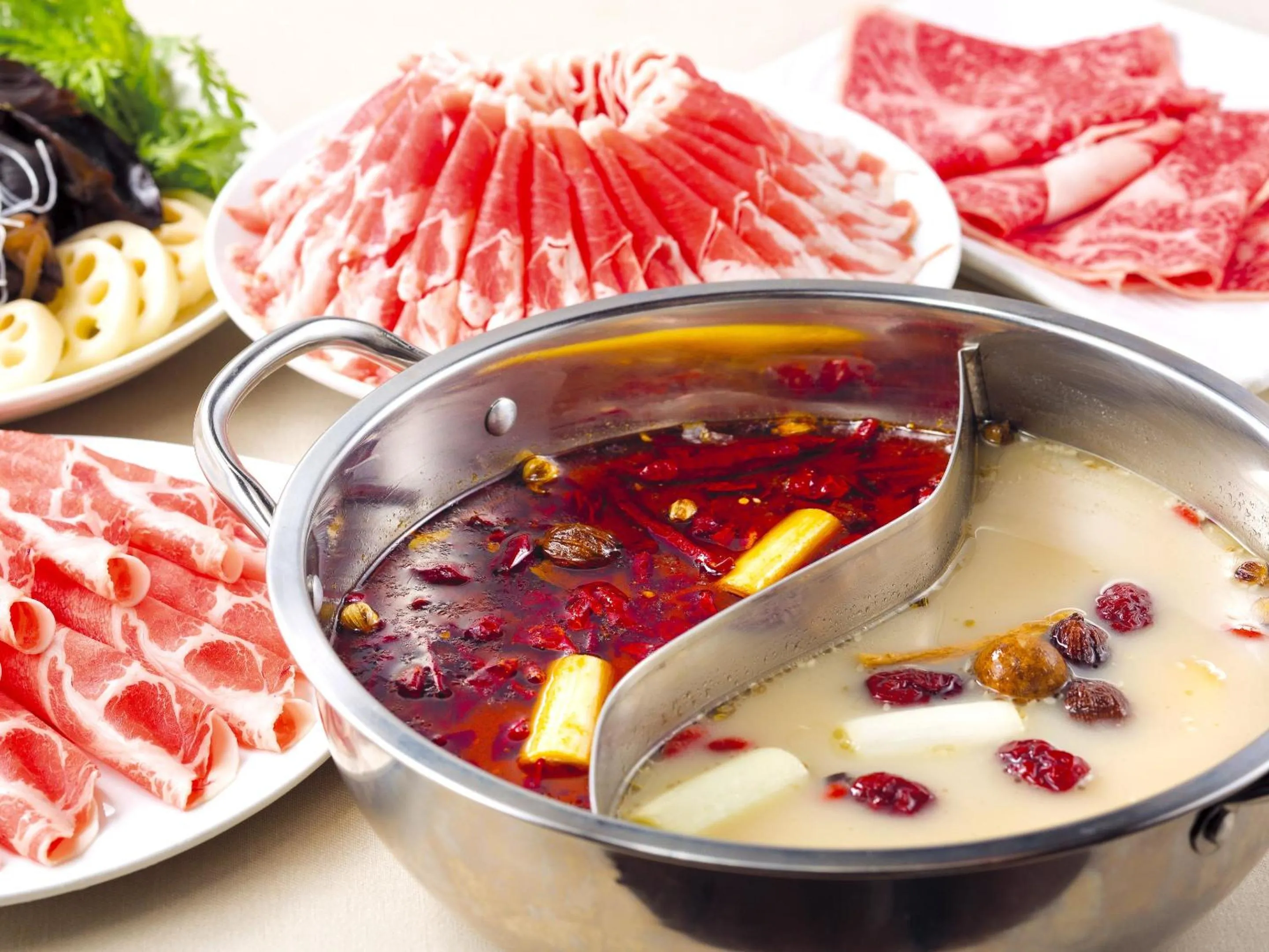 Restaurant/places to eat in HOTEL SEABREEZE CORAL