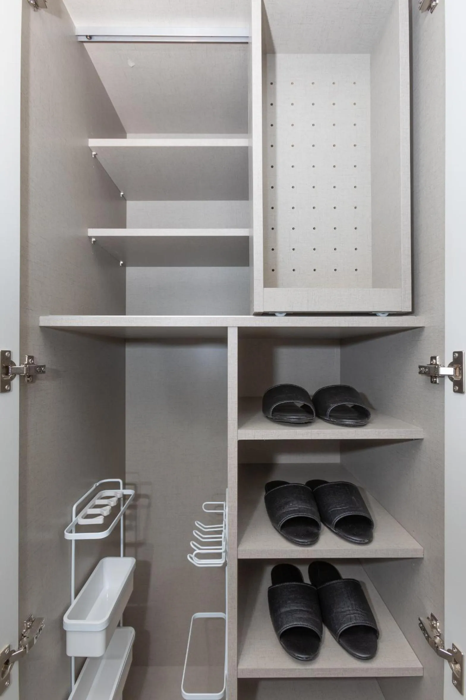 Decorative detail in Golden Planet Hotel