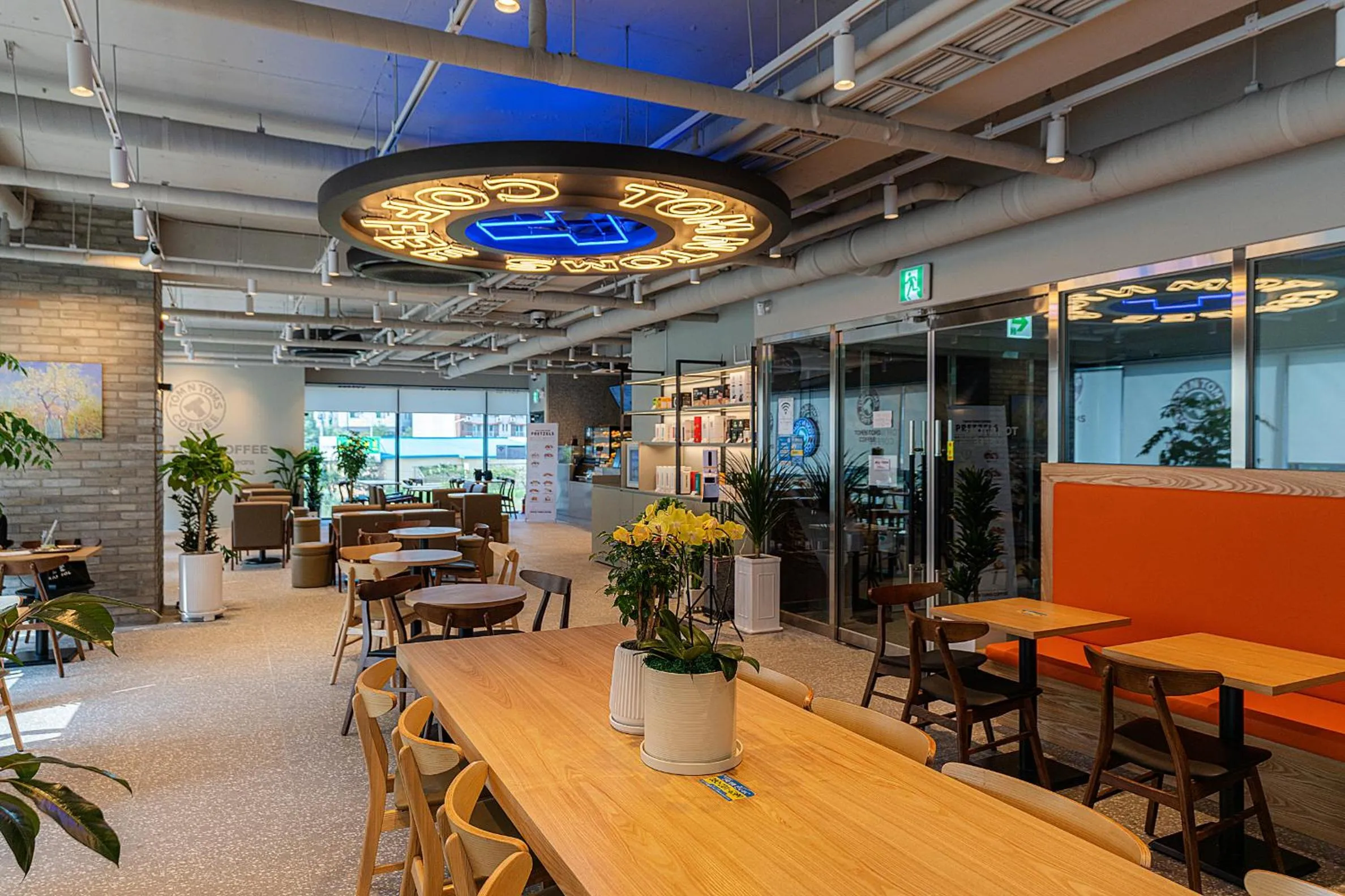 Property building in Golden Planet Hotel