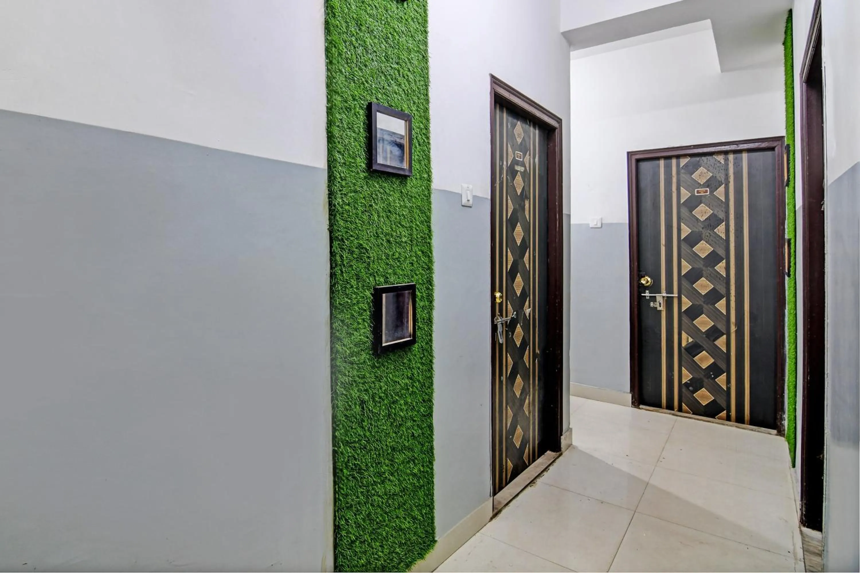 Lobby or reception in Super OYO 82026 BANGUR INN