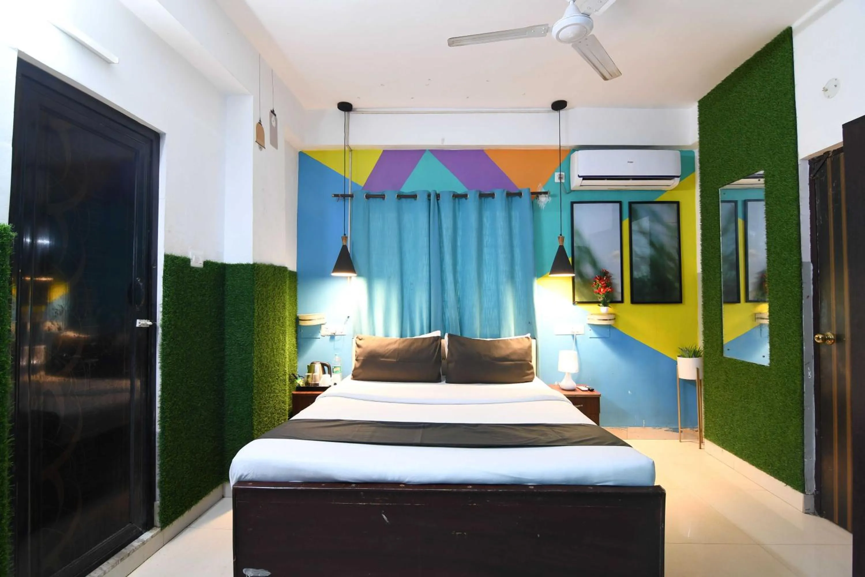 Bedroom, Bed in Super OYO 82026 BANGUR INN