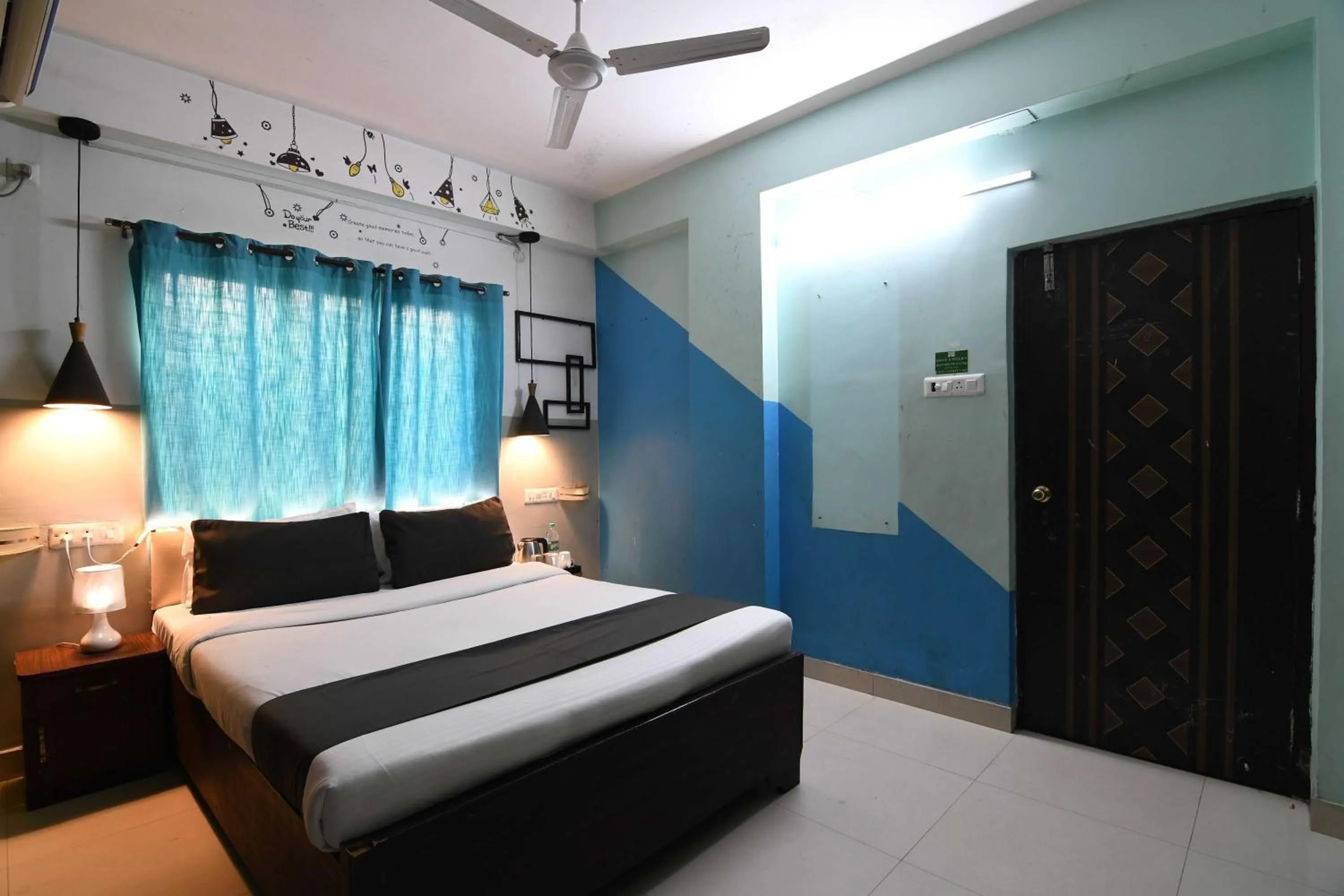 Bedroom, Bed in Super OYO 82026 BANGUR INN