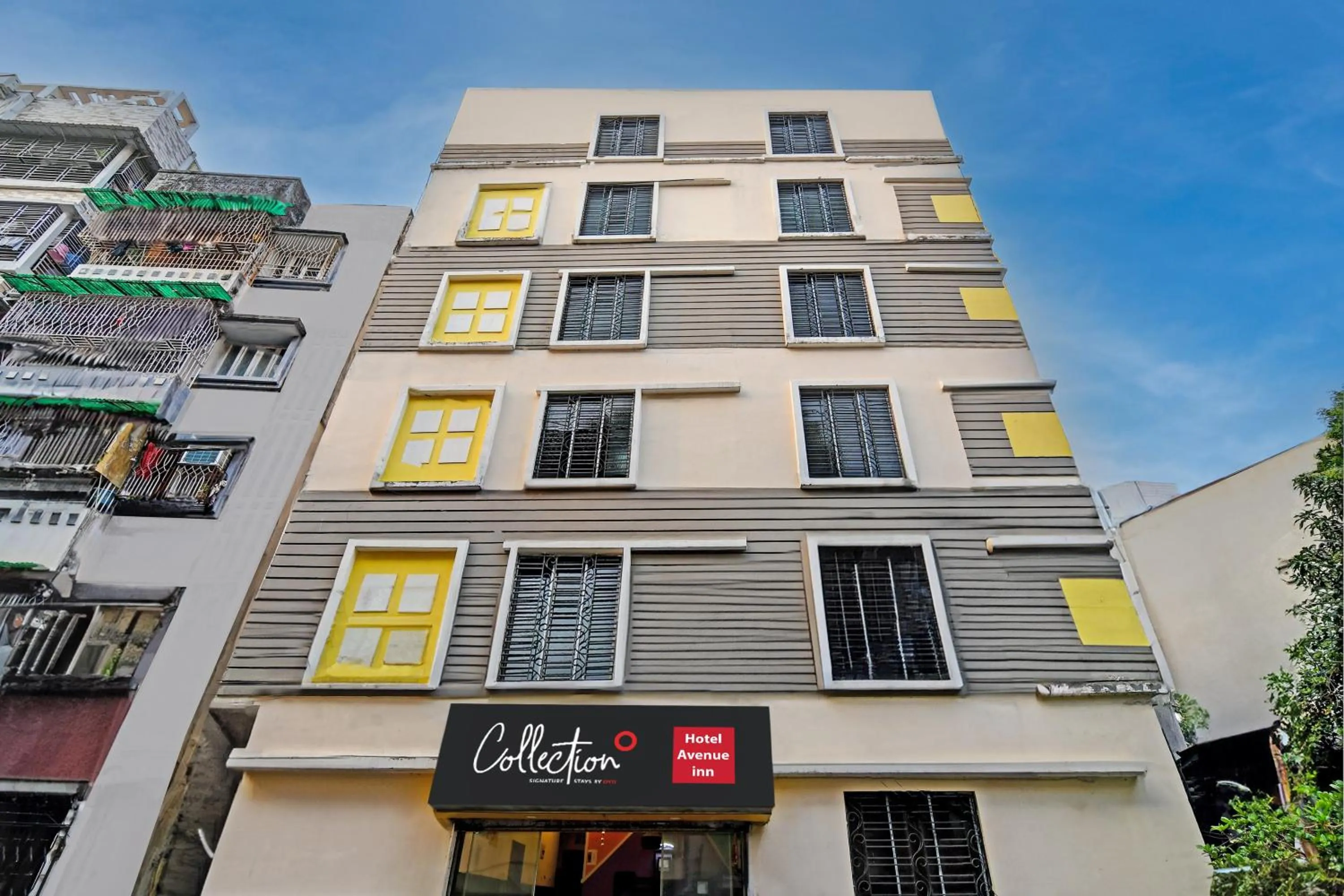 Facade/entrance in Super OYO 82026 BANGUR INN