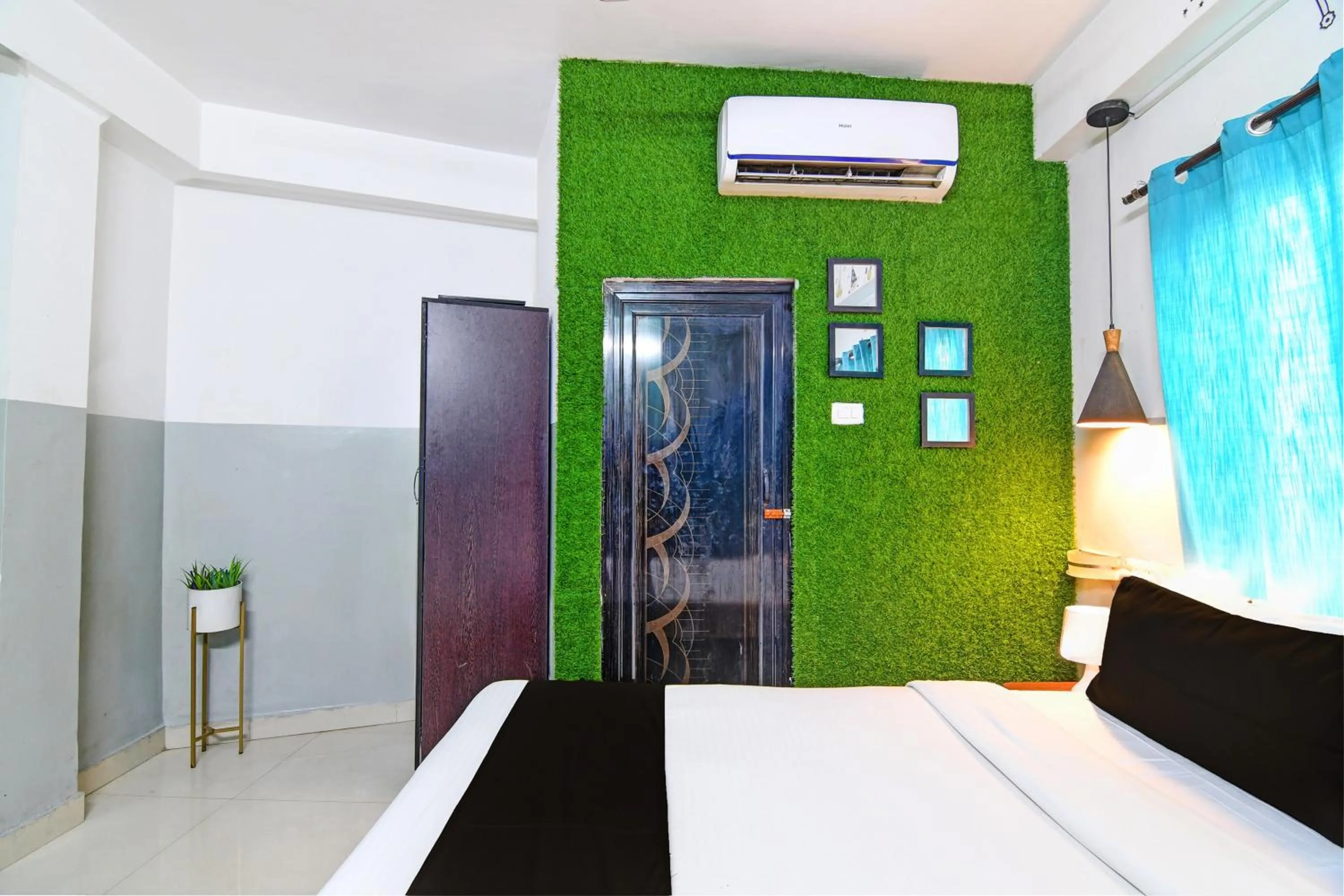 Bedroom, Bed in Super OYO 82026 BANGUR INN